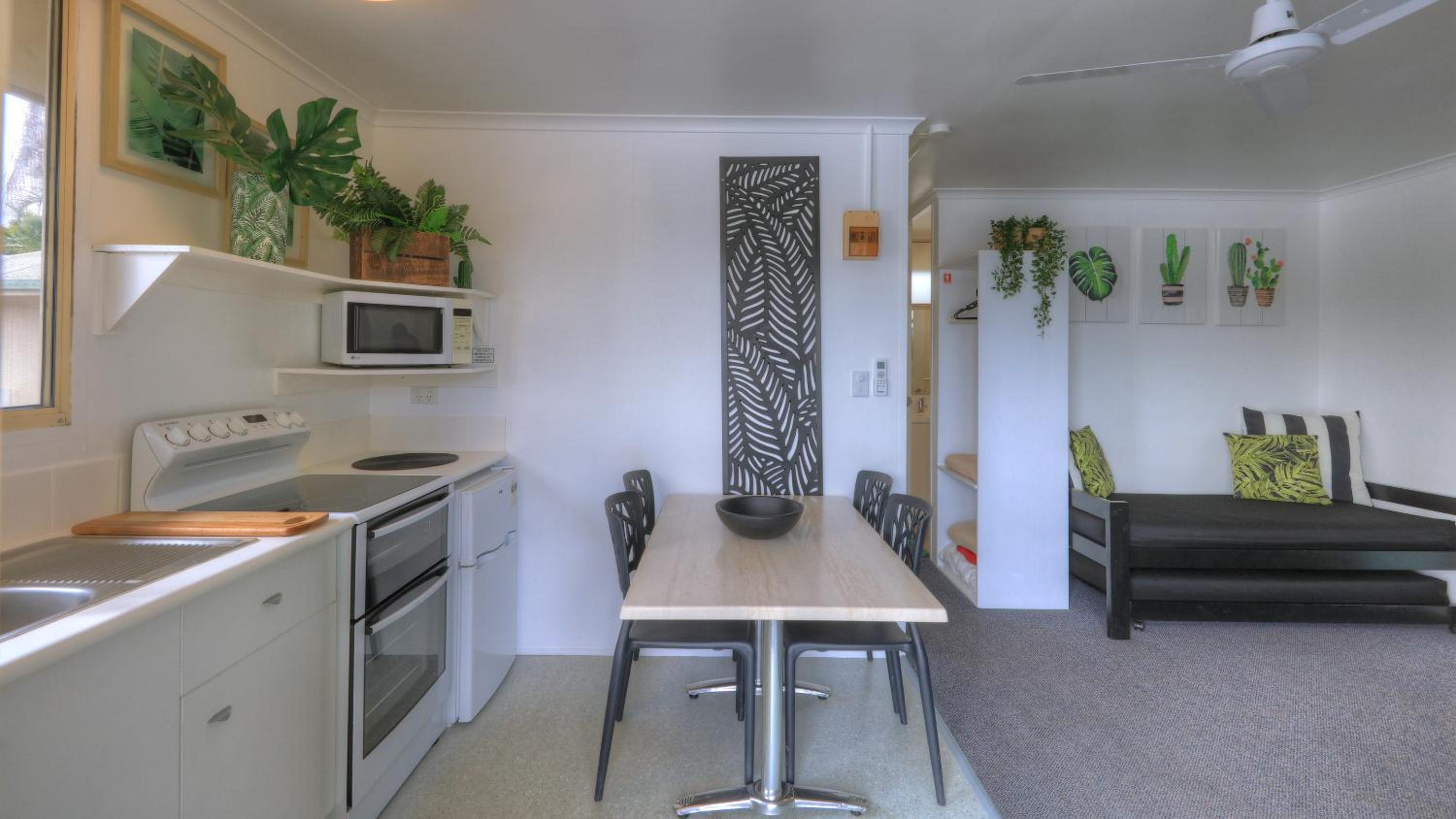 Maroochy River Bungalows