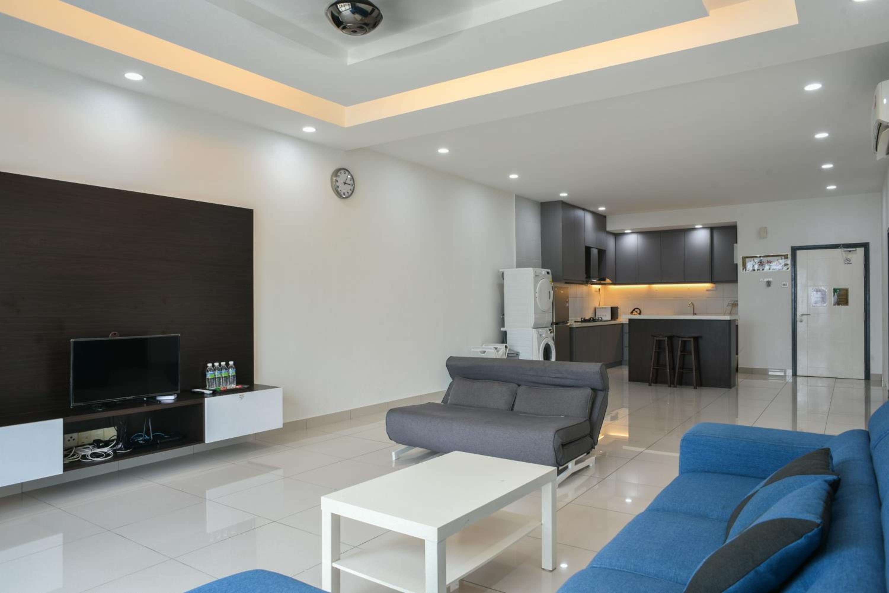 DaMen Homestay @SubangHomeStay