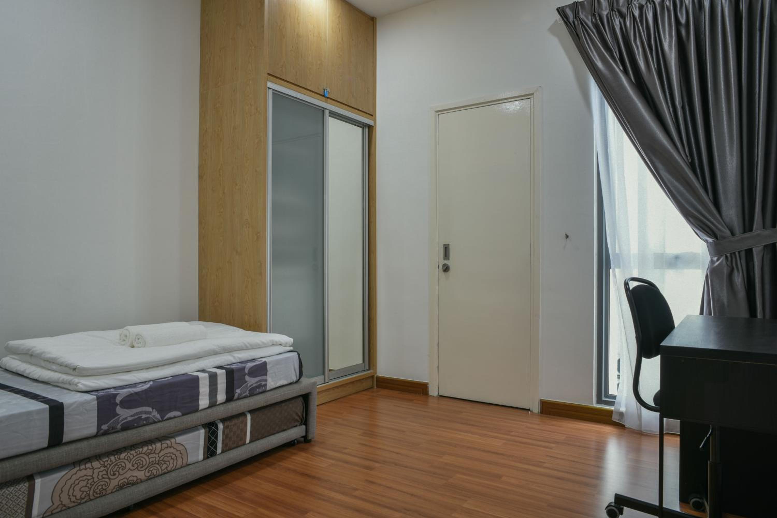 DaMen Homestay @SubangHomeStay