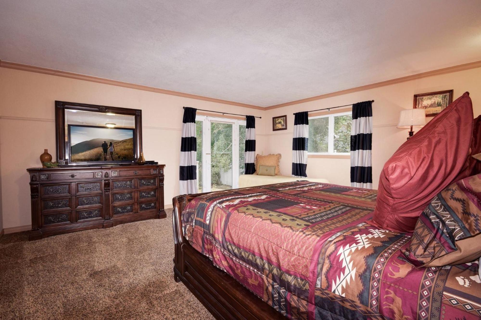 Dreamwood Lodge