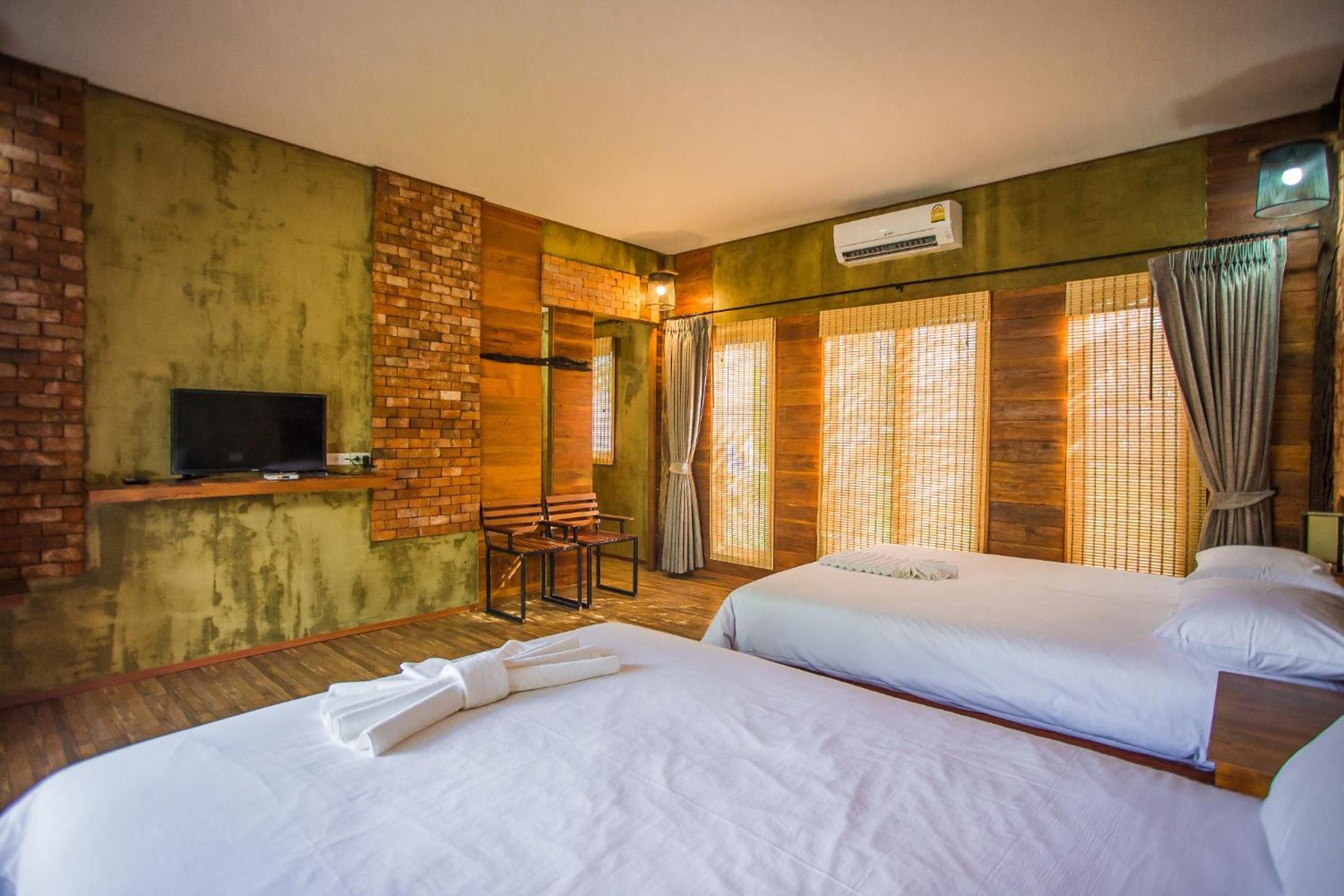 Palm Pran Resort