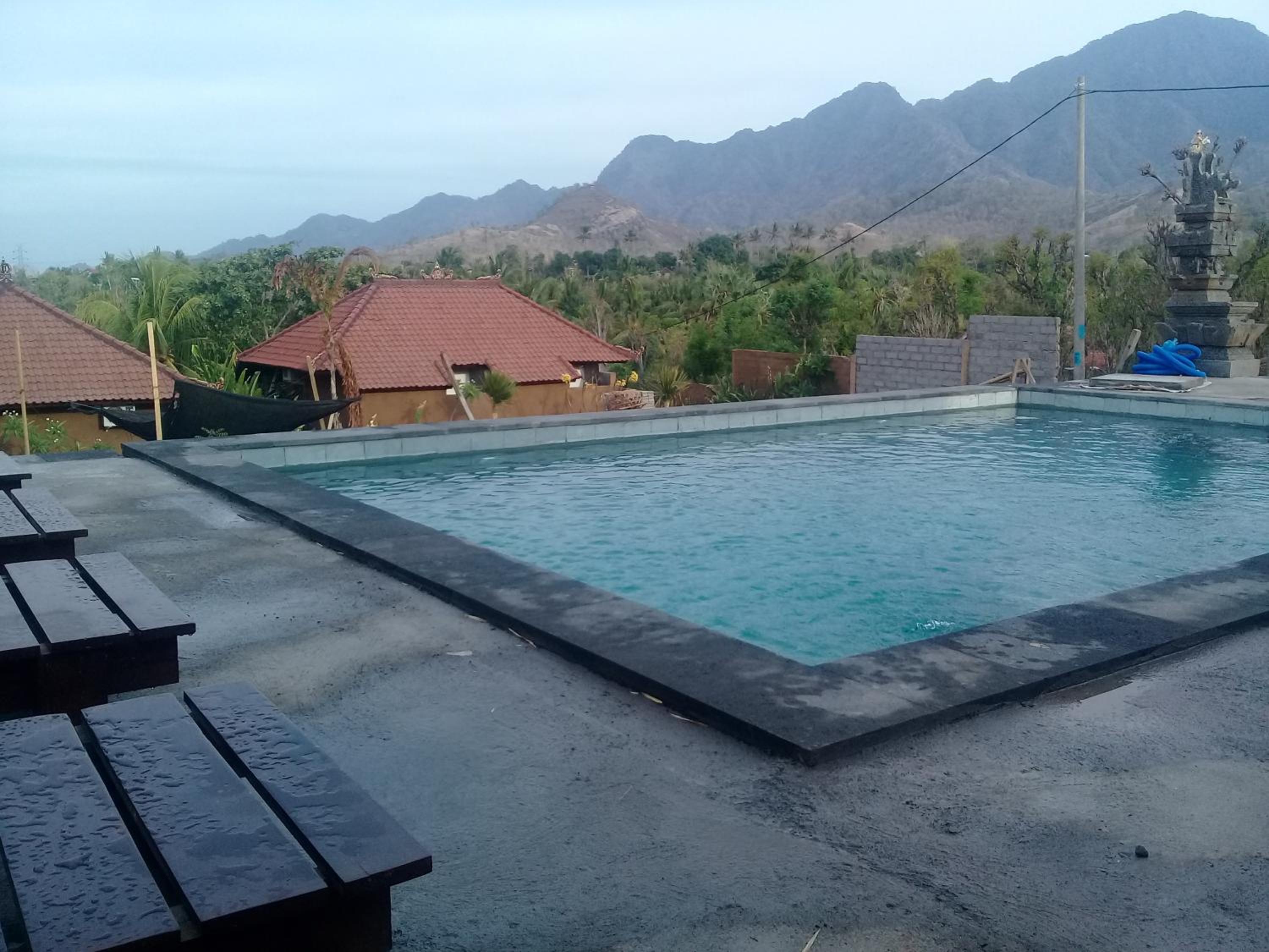 Eliska Sari Bungalows Sumberkima