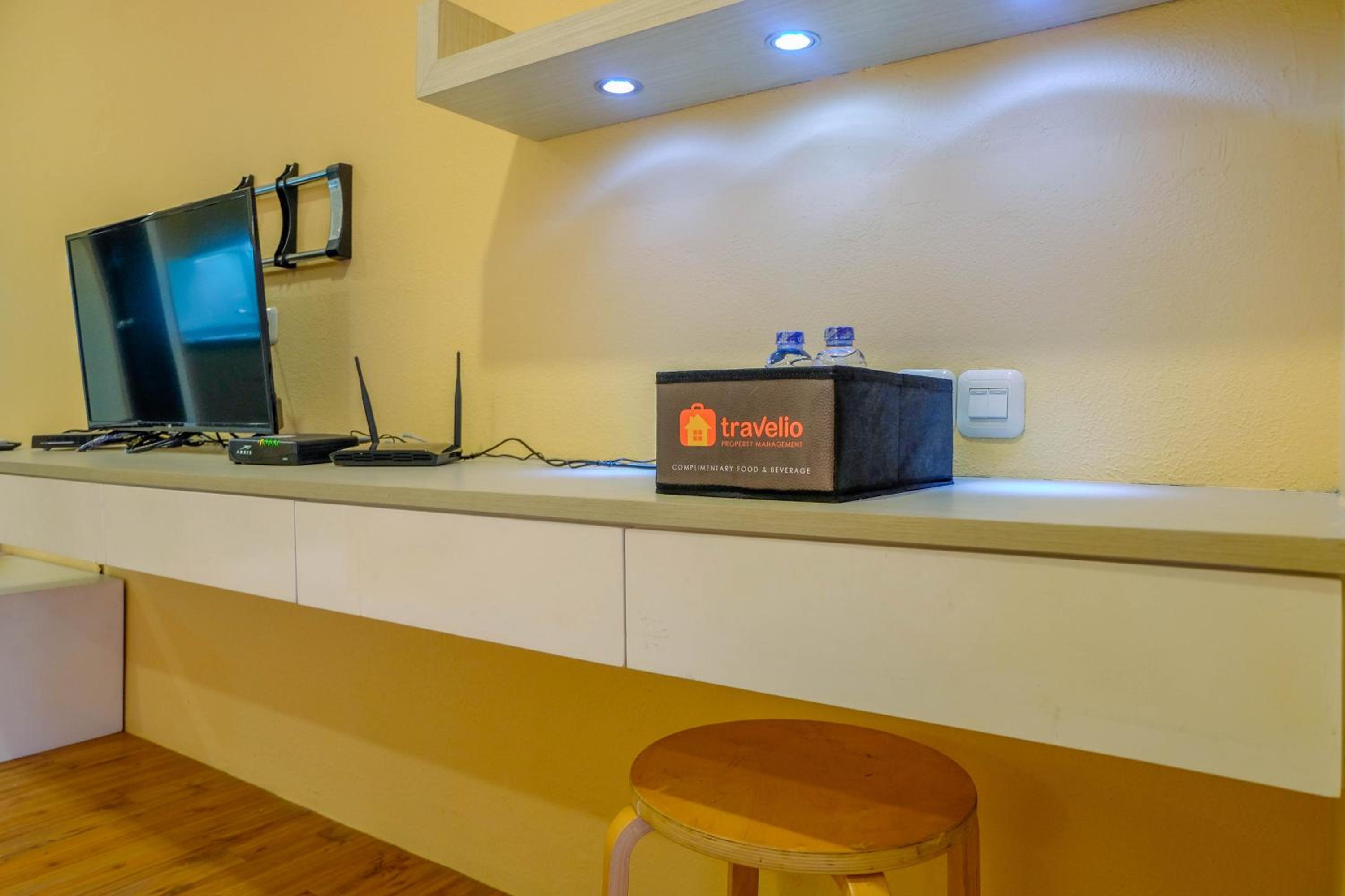 Minimalist Style Studio Apartment at Tamansari Semanggi By Travelio view 2
