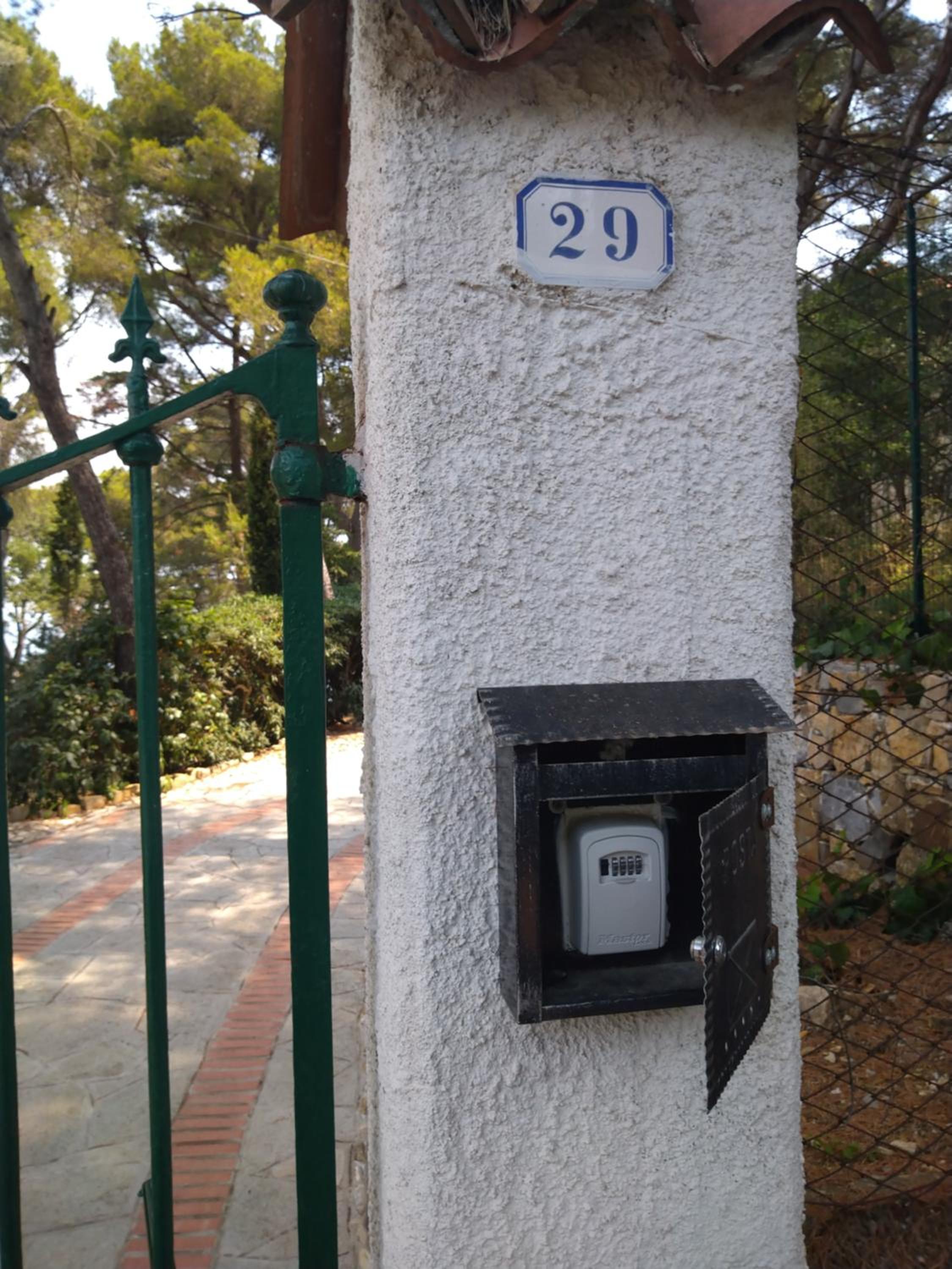 Photo 47