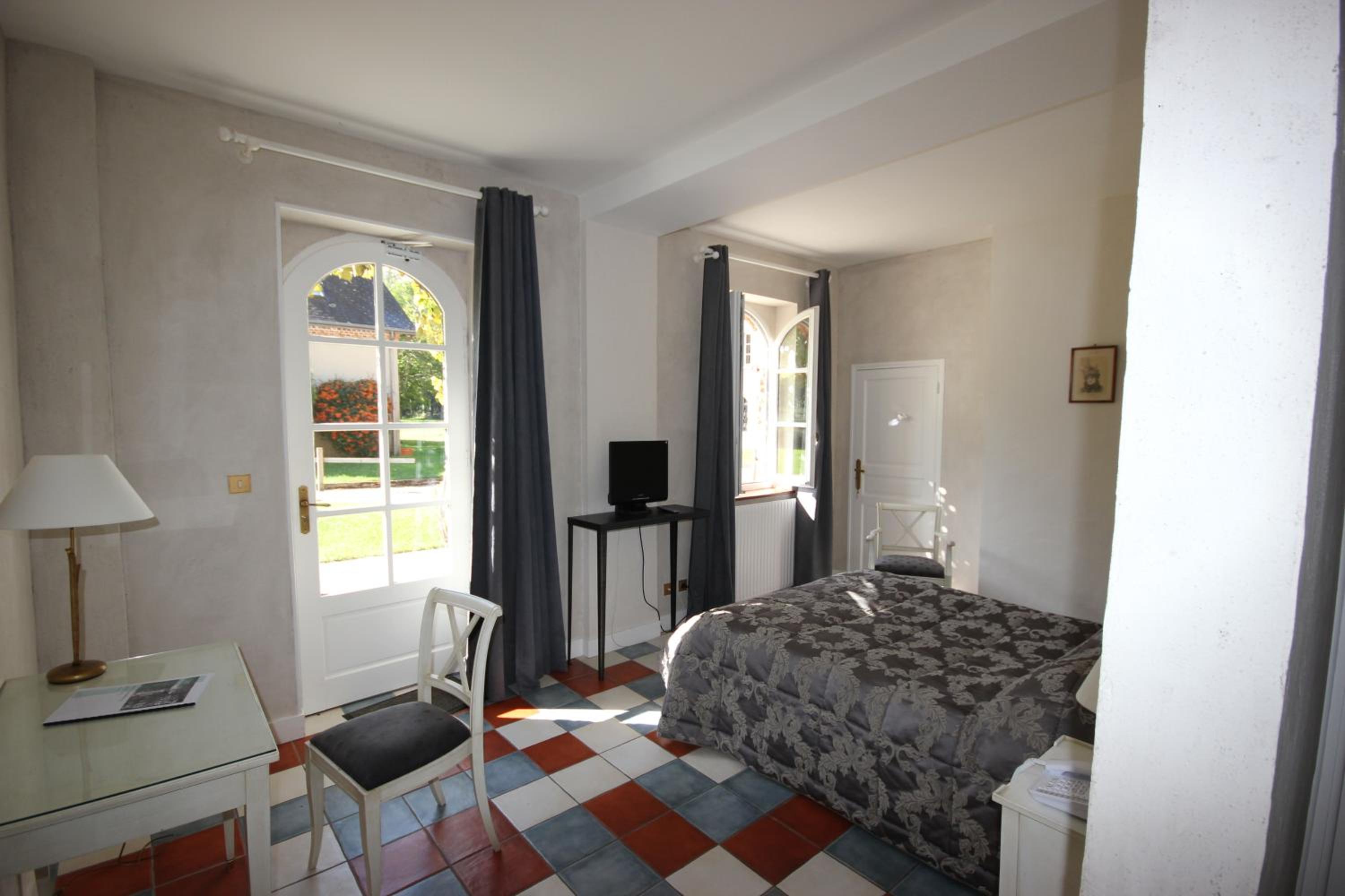 Hostellerie du CHâteau les muids — 9