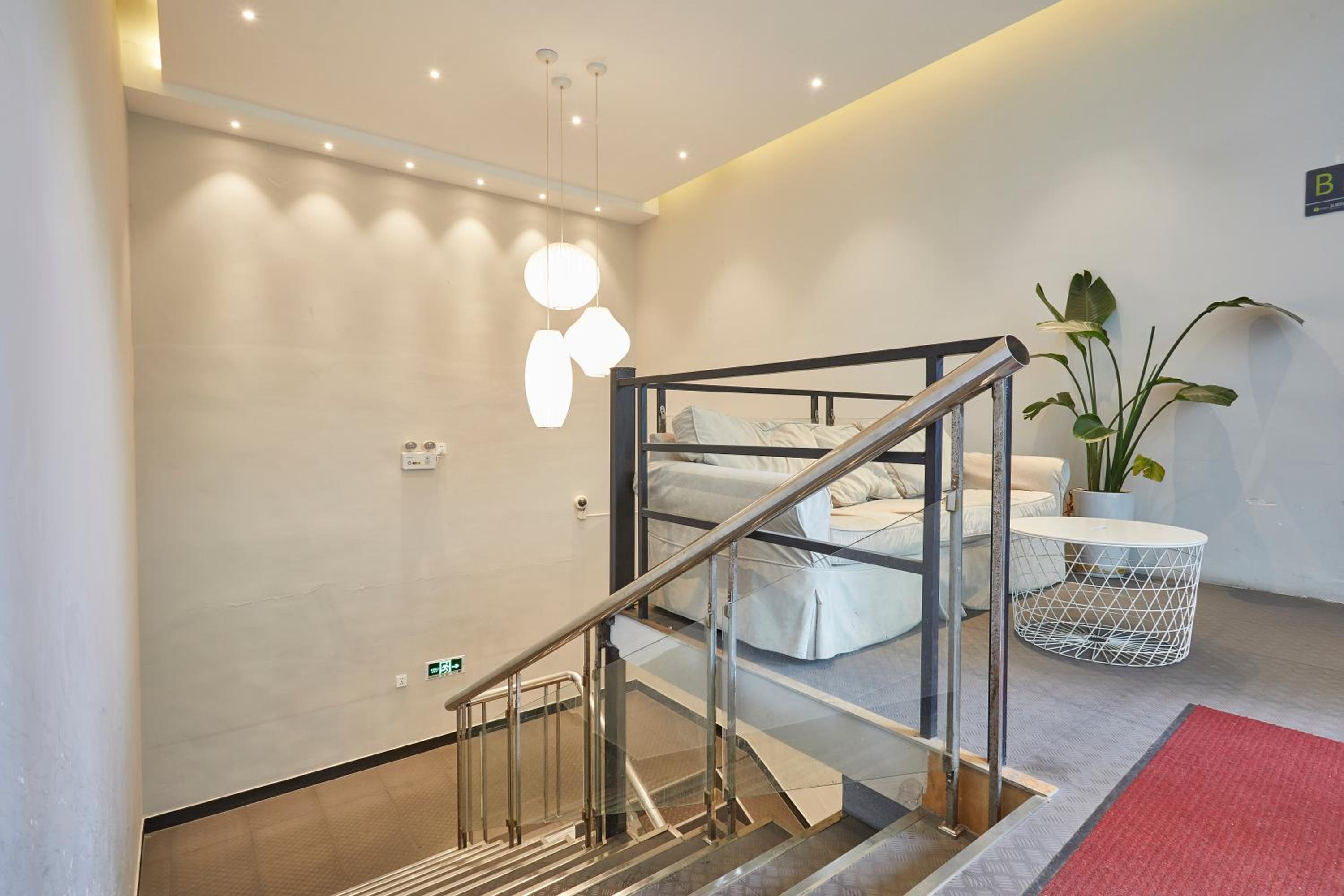 Meego Yes Hotel