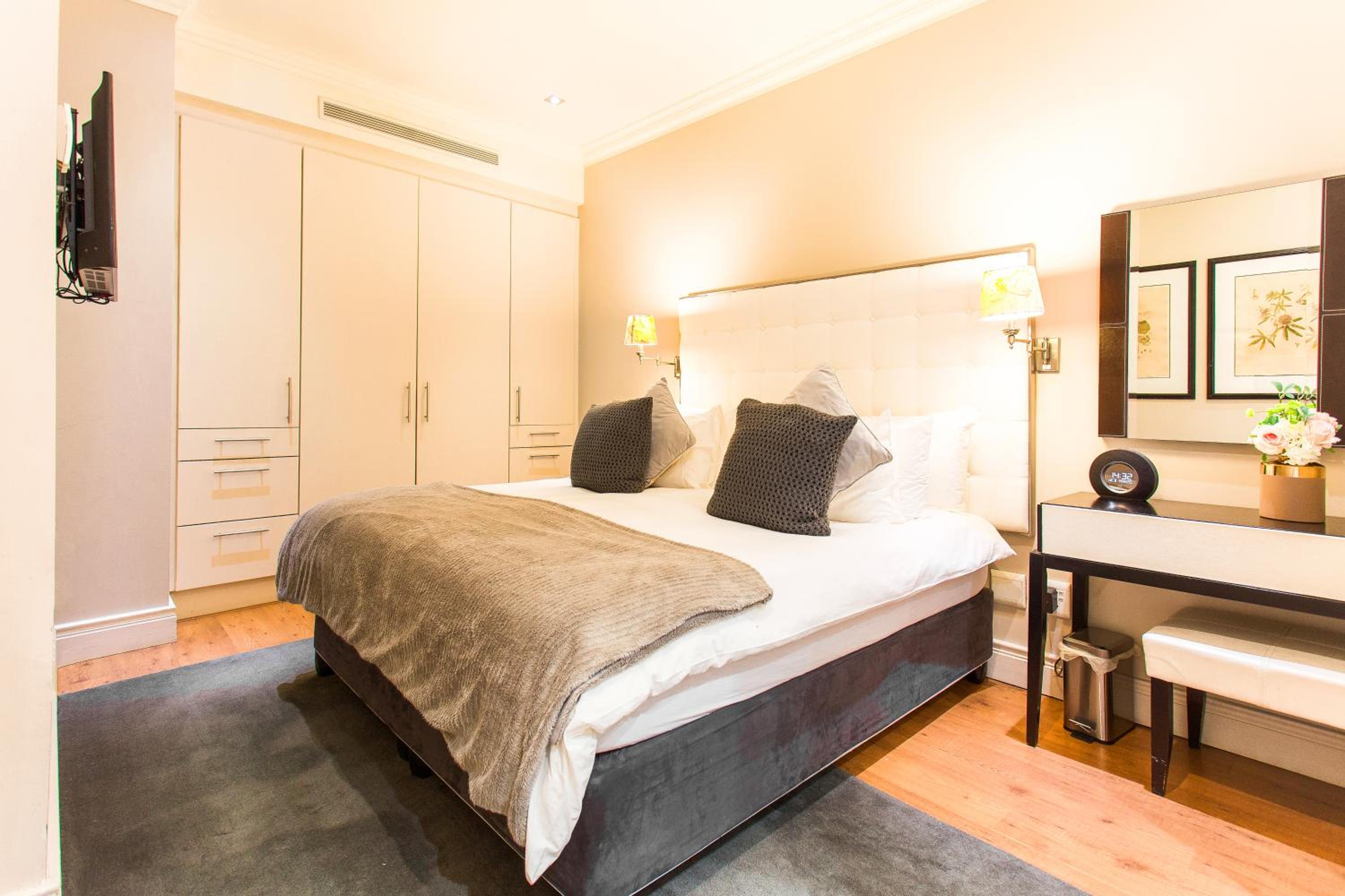 318 - 1BDR Apartment close to V&A Waterfront