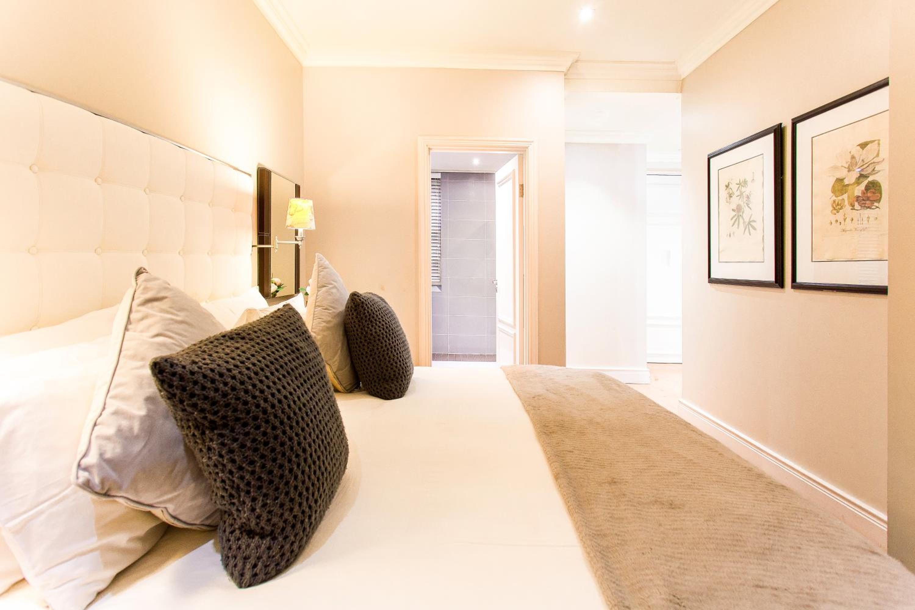 318 - 1BDR Apartment close to V&A Waterfront