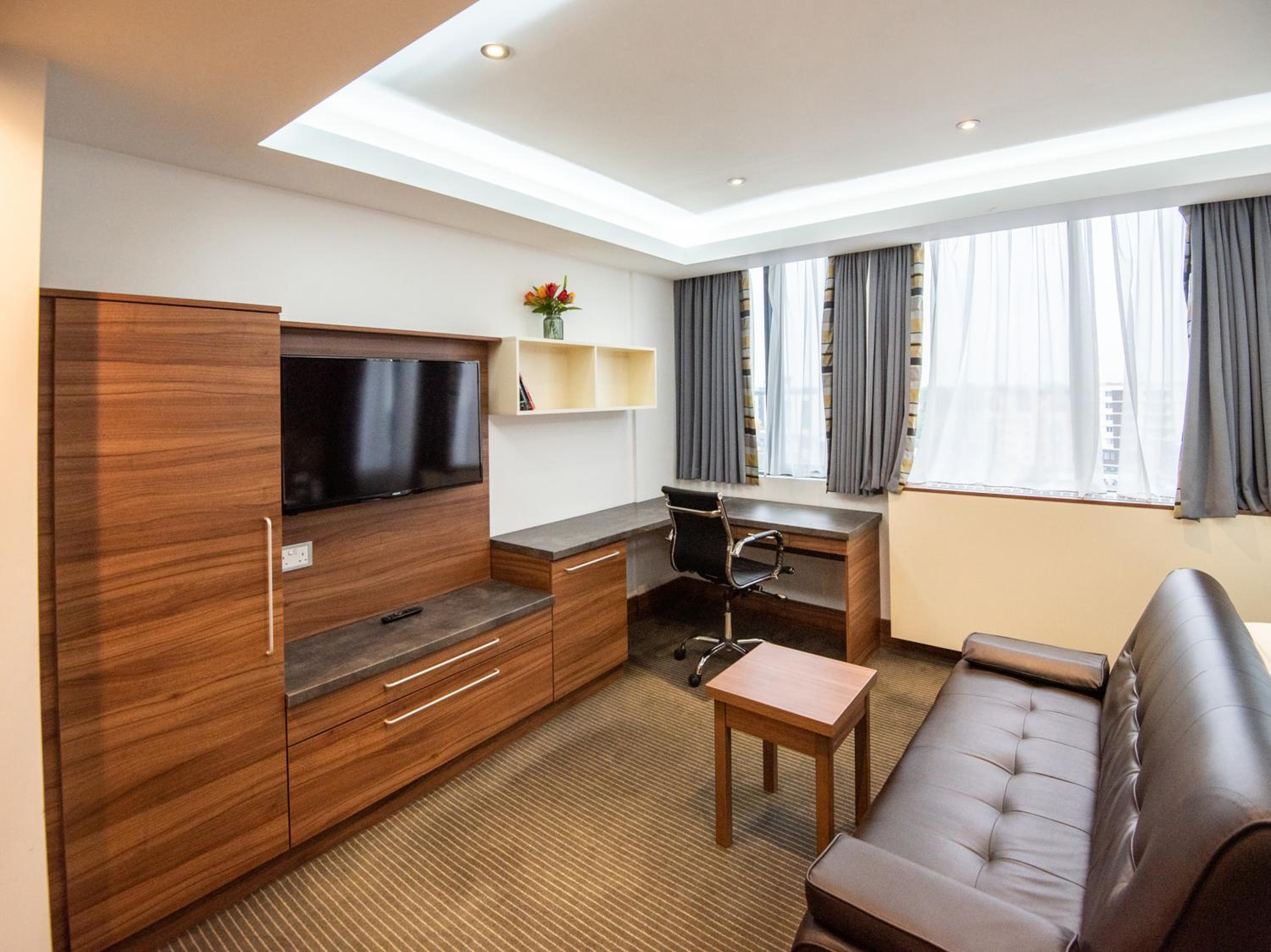 Watford Vacations - Livin' Serviced Apartments - Property Image 3