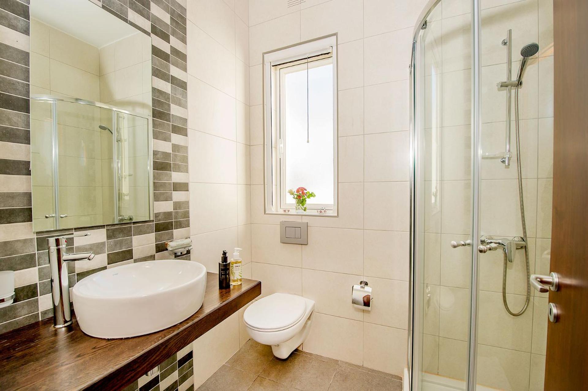 Hillock Residence Apartments