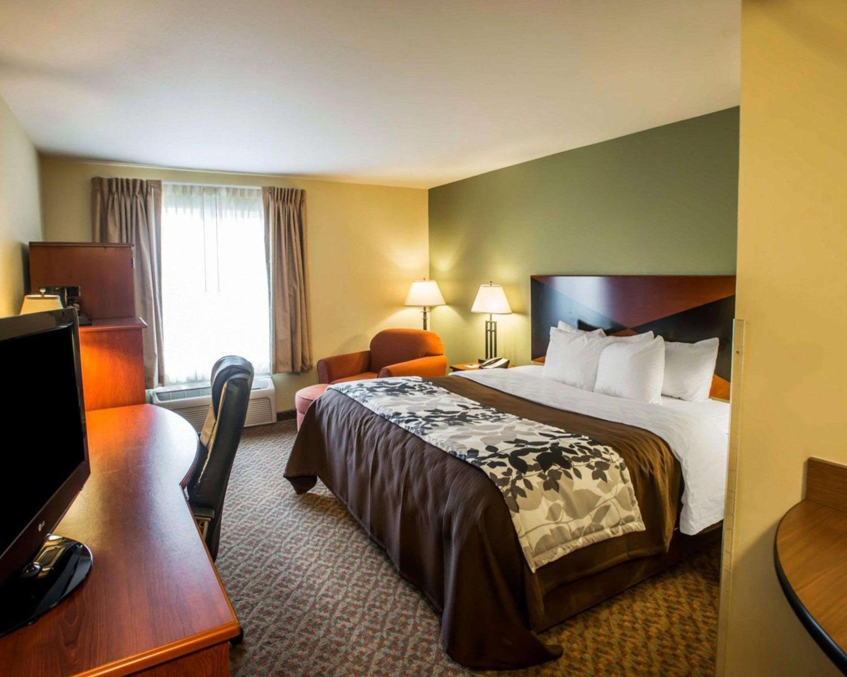 Sleep Inn  Suites Oakley I-70 - Property Image 18