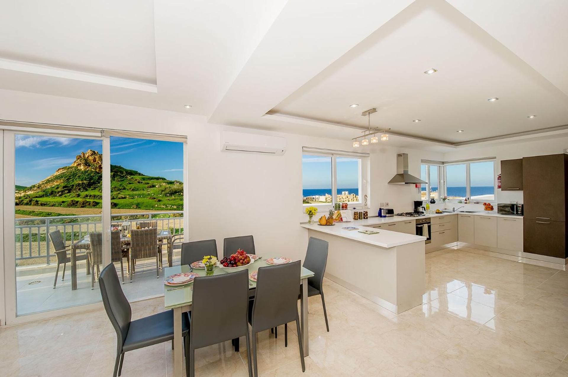Hillock Residence Apartments