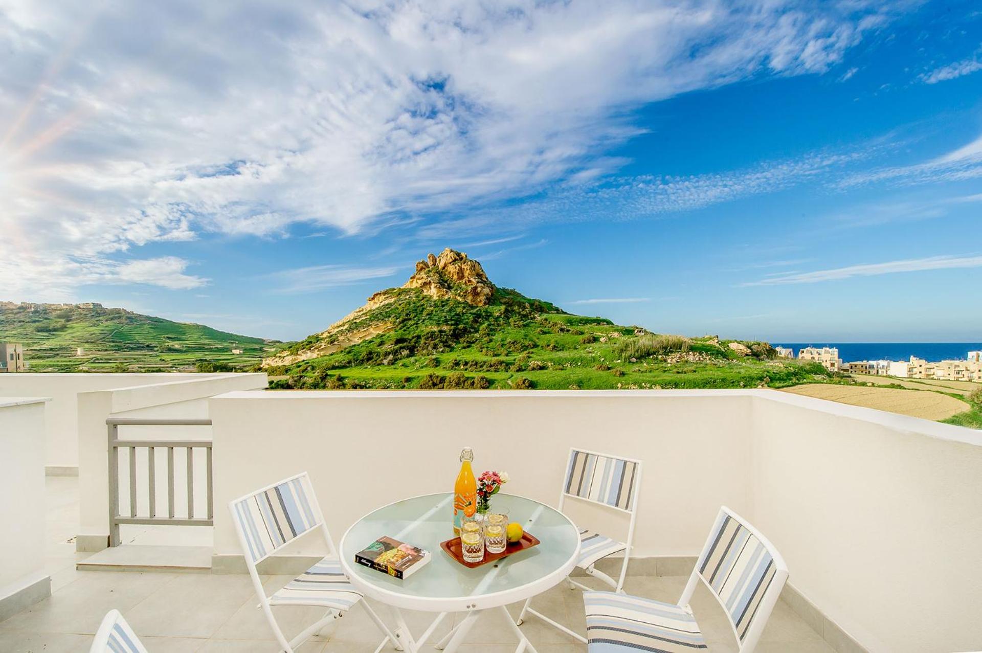 Hillock Residence Apartments