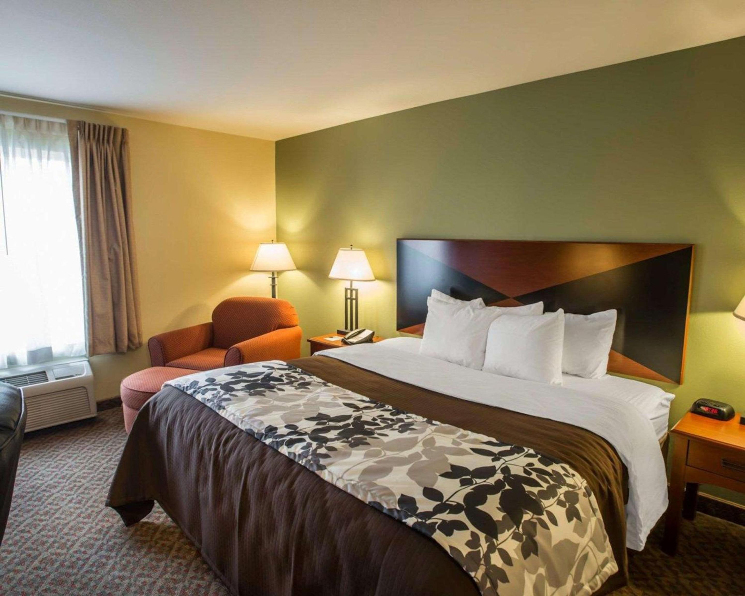 Sleep Inn  Suites Oakley I-70 - Property Image 9