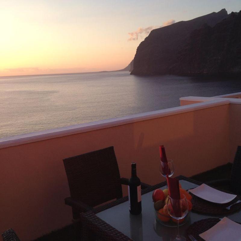 Santiago del Teide Vacations - APARTAMENTO VISTAS AL MAR - Property Image 3