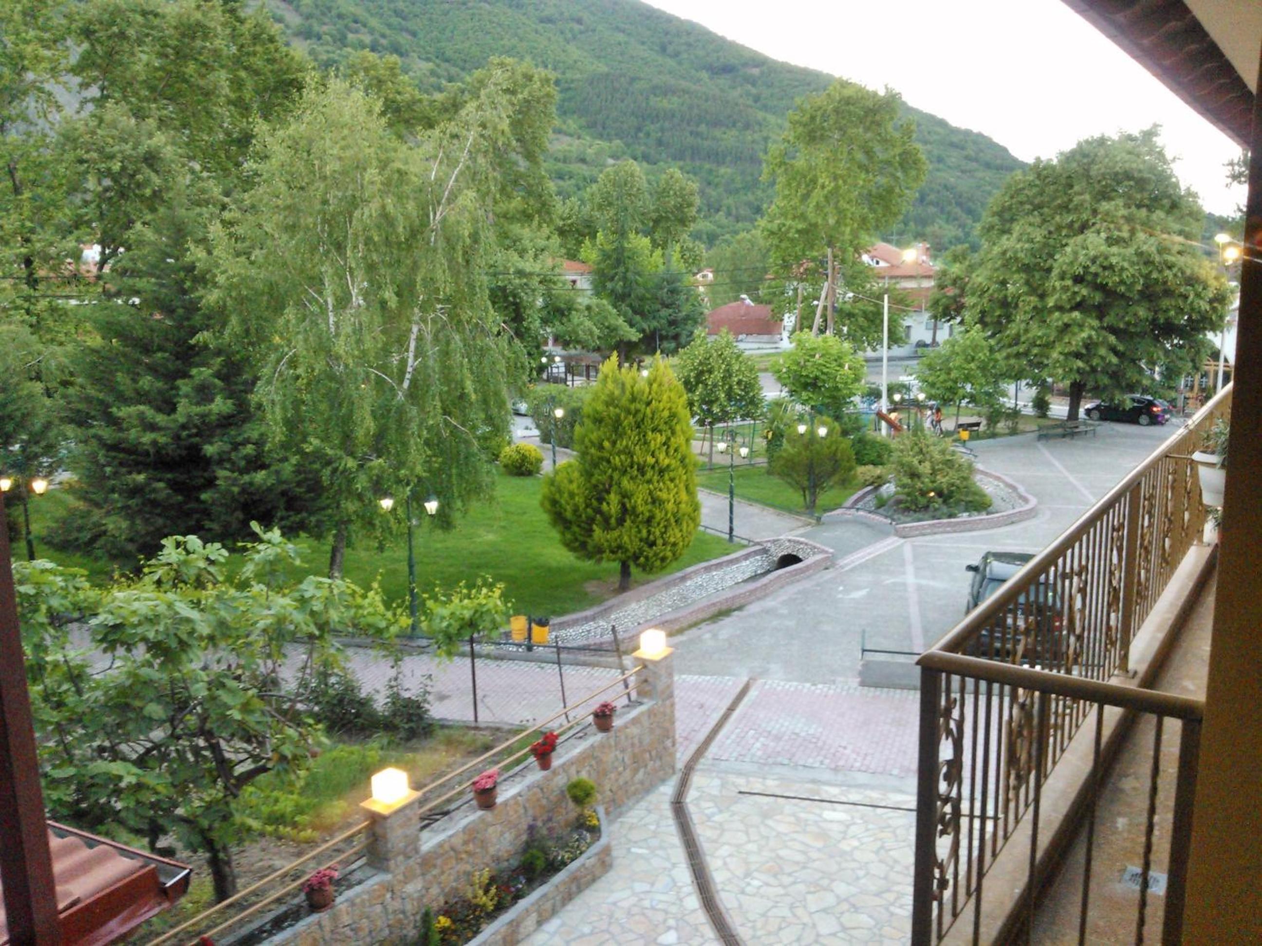 Photo 44