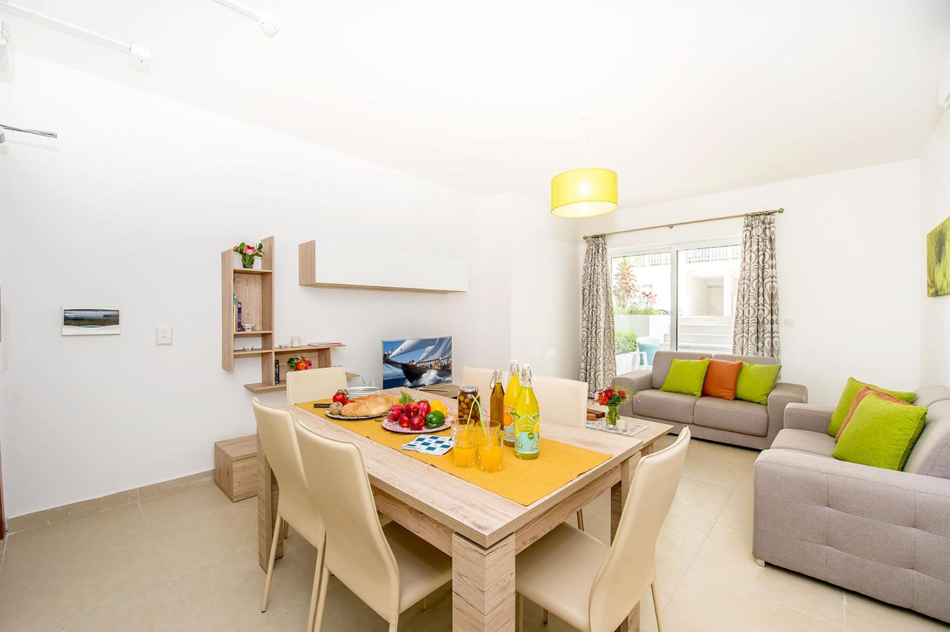 Hillock Residence Apartments