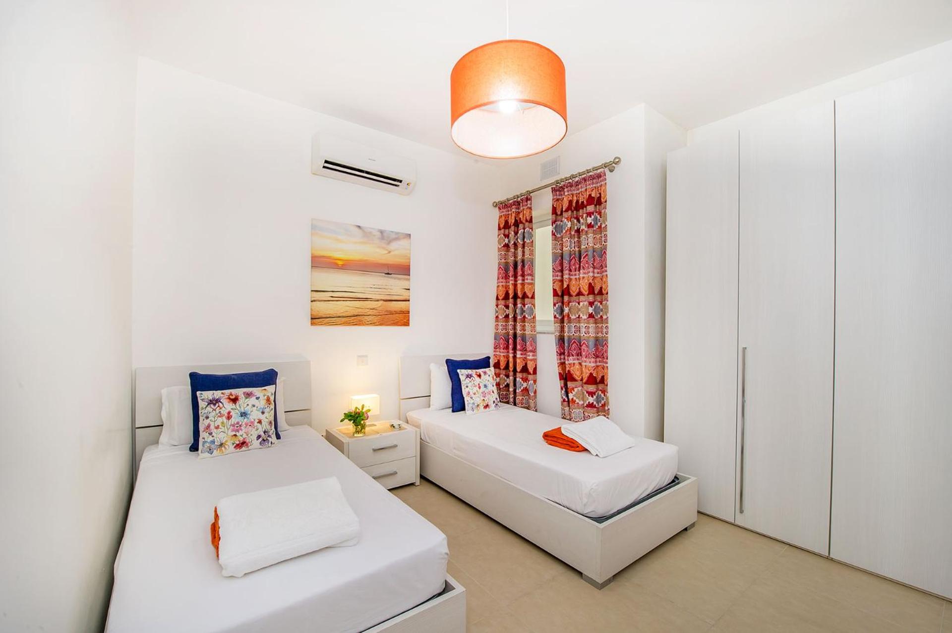 Hillock Residence Apartments