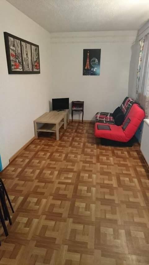 Photo 33