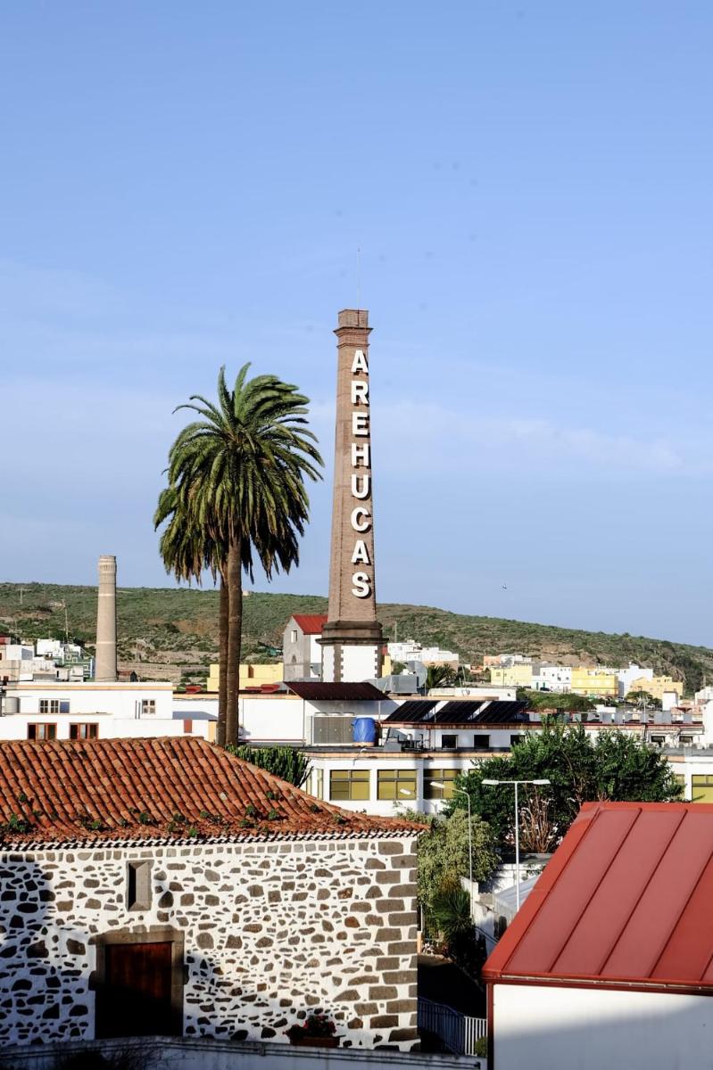 Balcony Spacious 2BR Historic Centre Arucas view 5