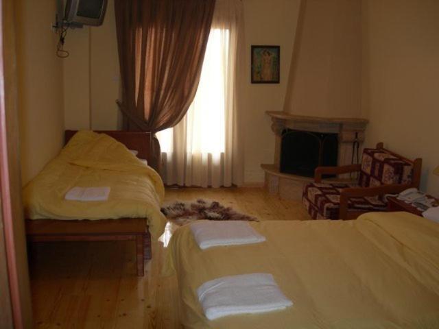 Guesthouse To Spiti Τou Gakou view 2