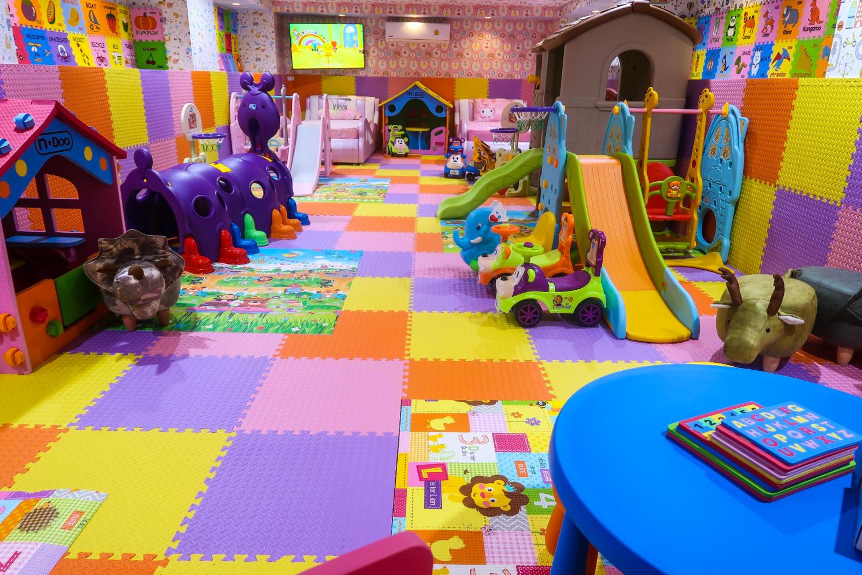 activities & amenities