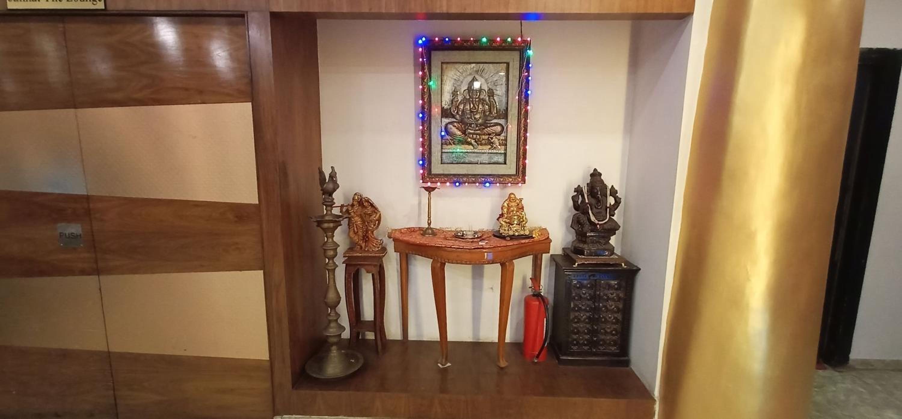 Hotel Maan Residency