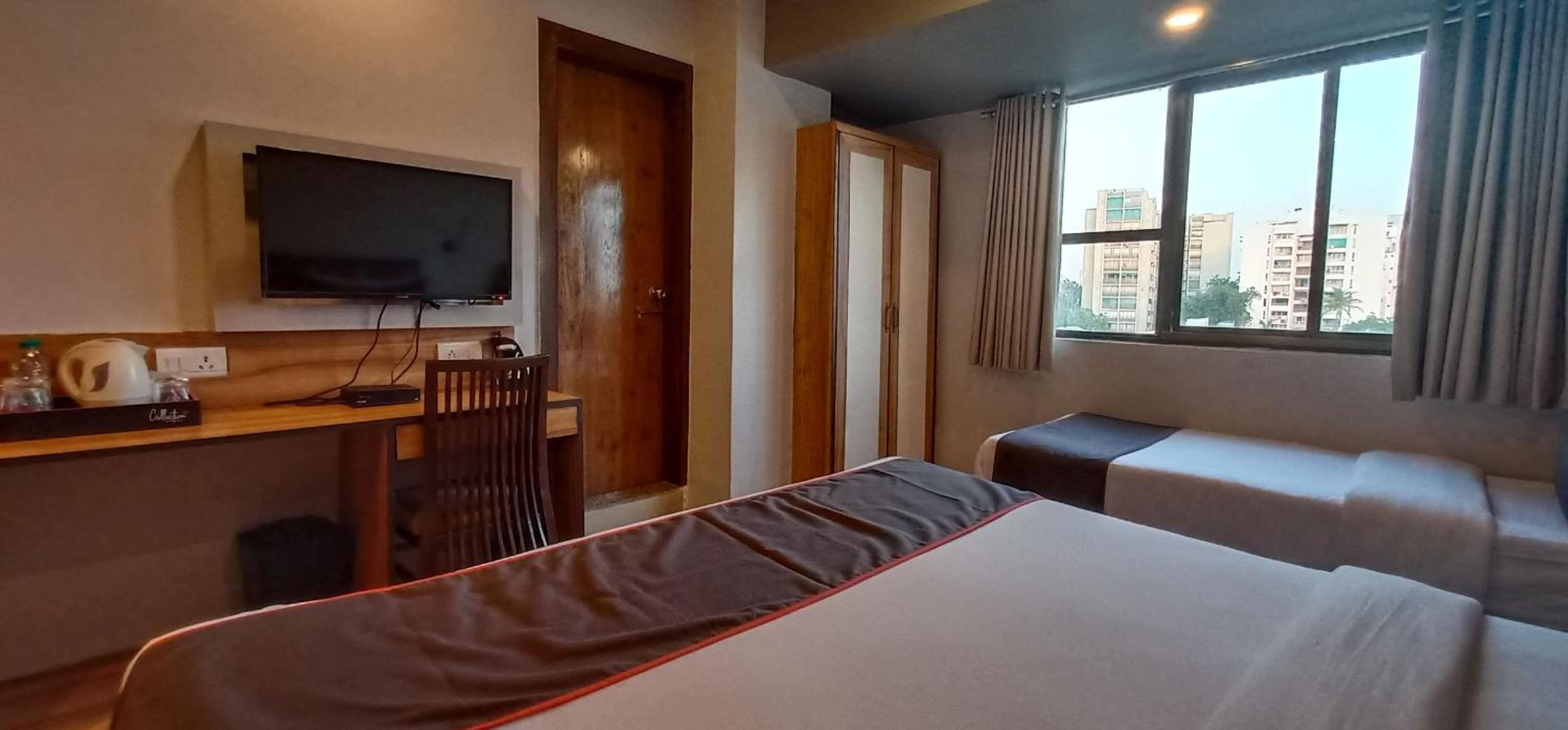 Hotel Maan Residency