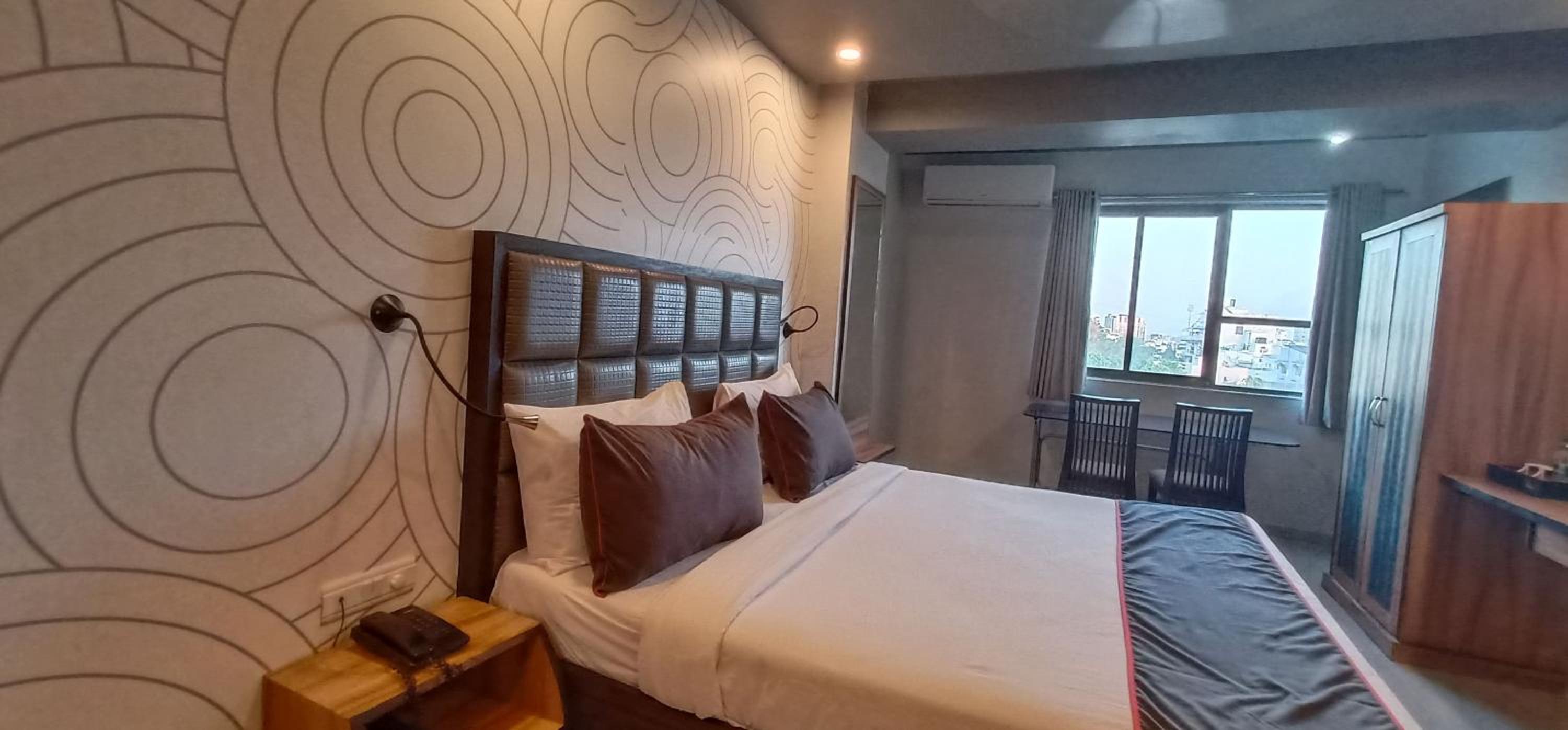 Hotel Maan Residency