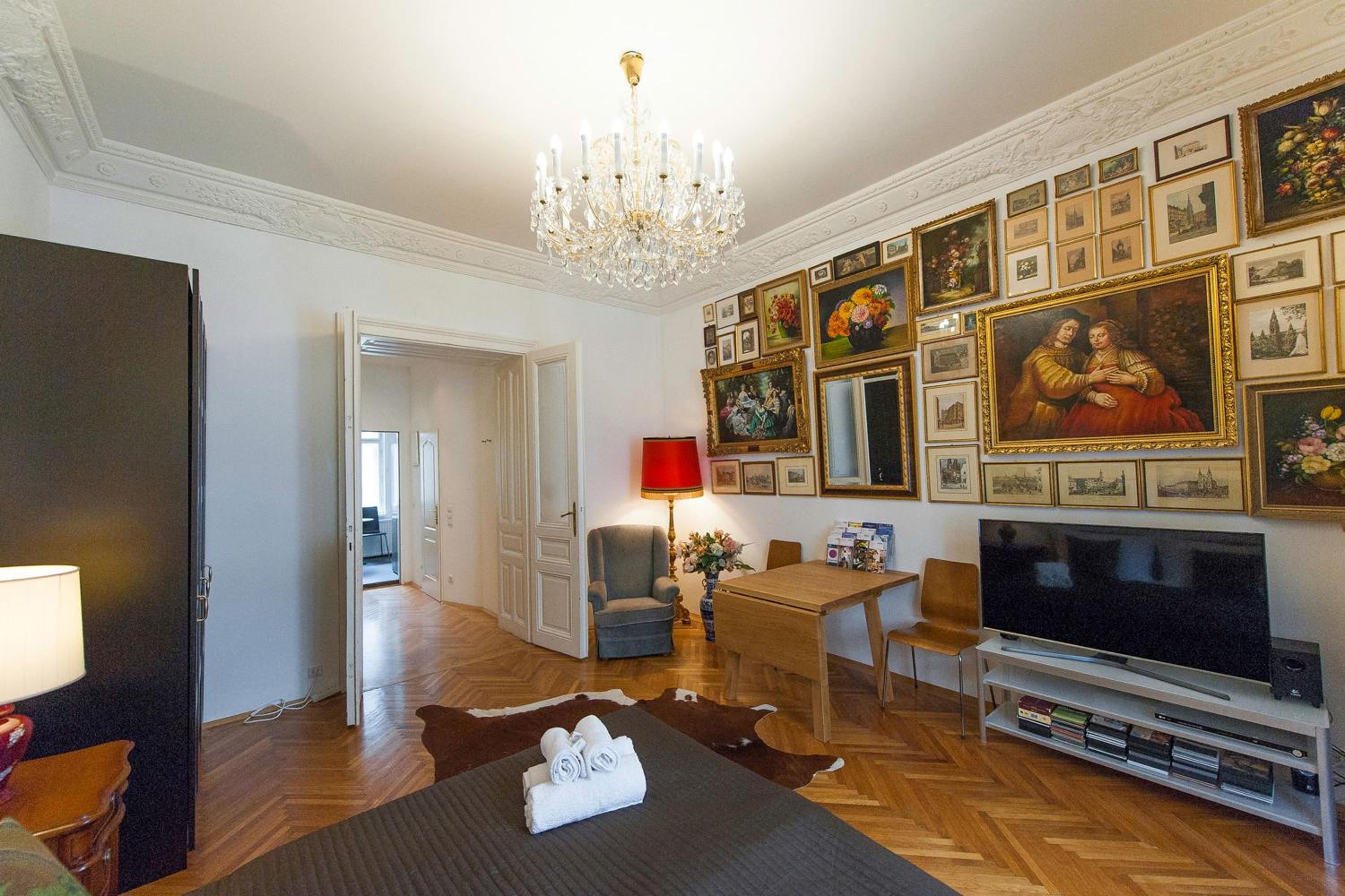 7th HEAVEN Vienna Center Apartments