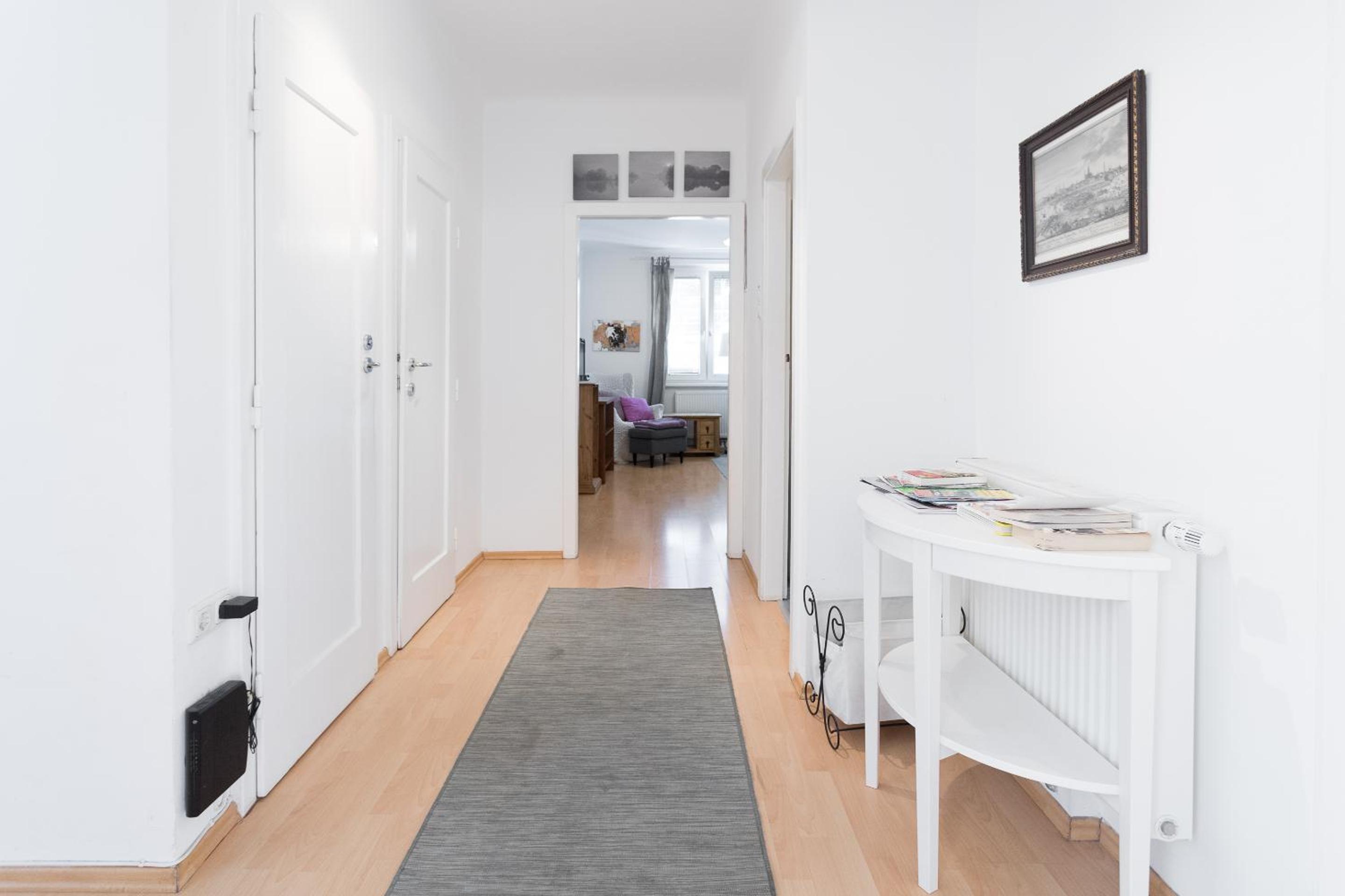 Gorgeous Hideout | City Center Apartment