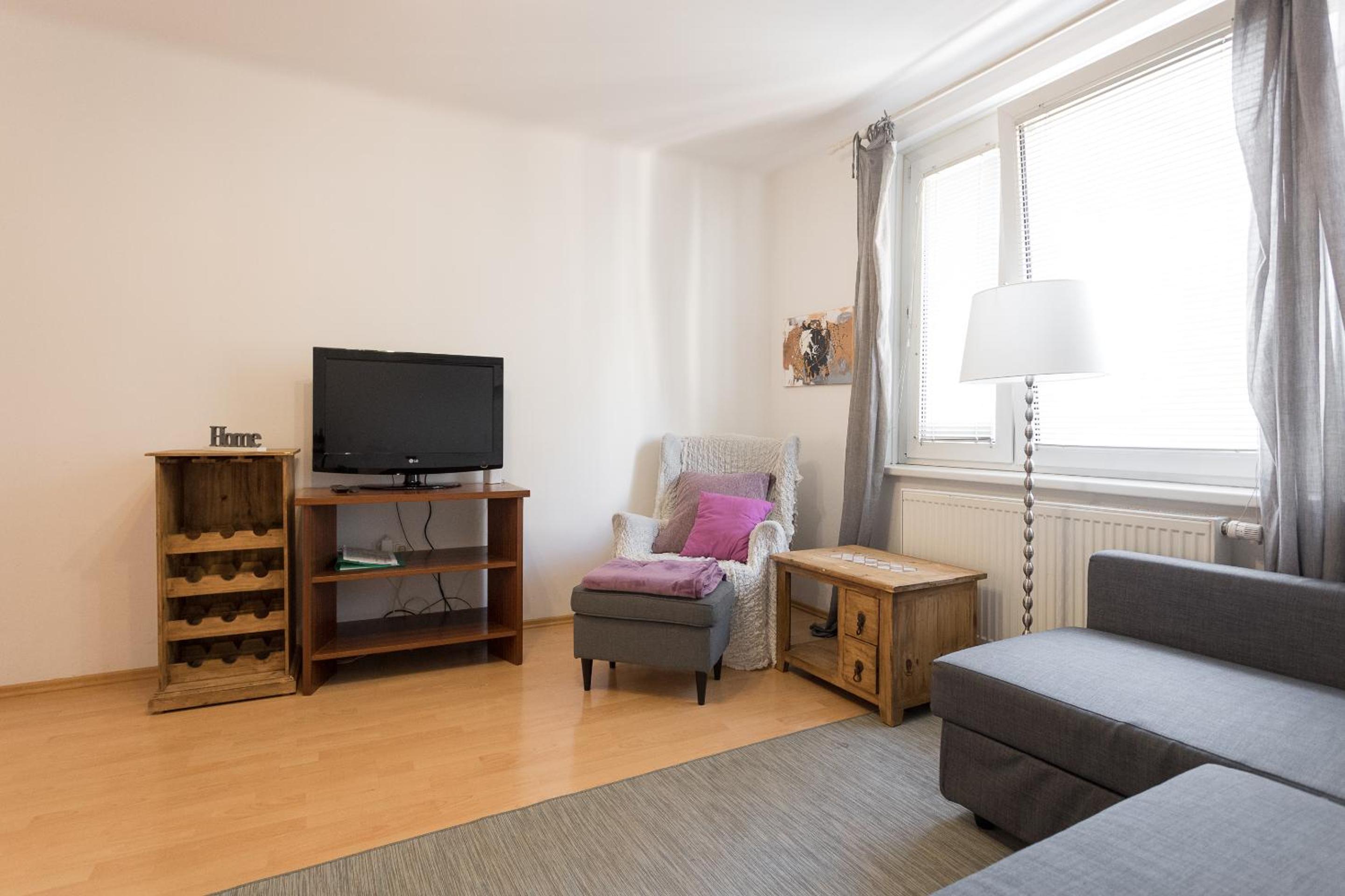Gorgeous Hideout | City Center Apartment