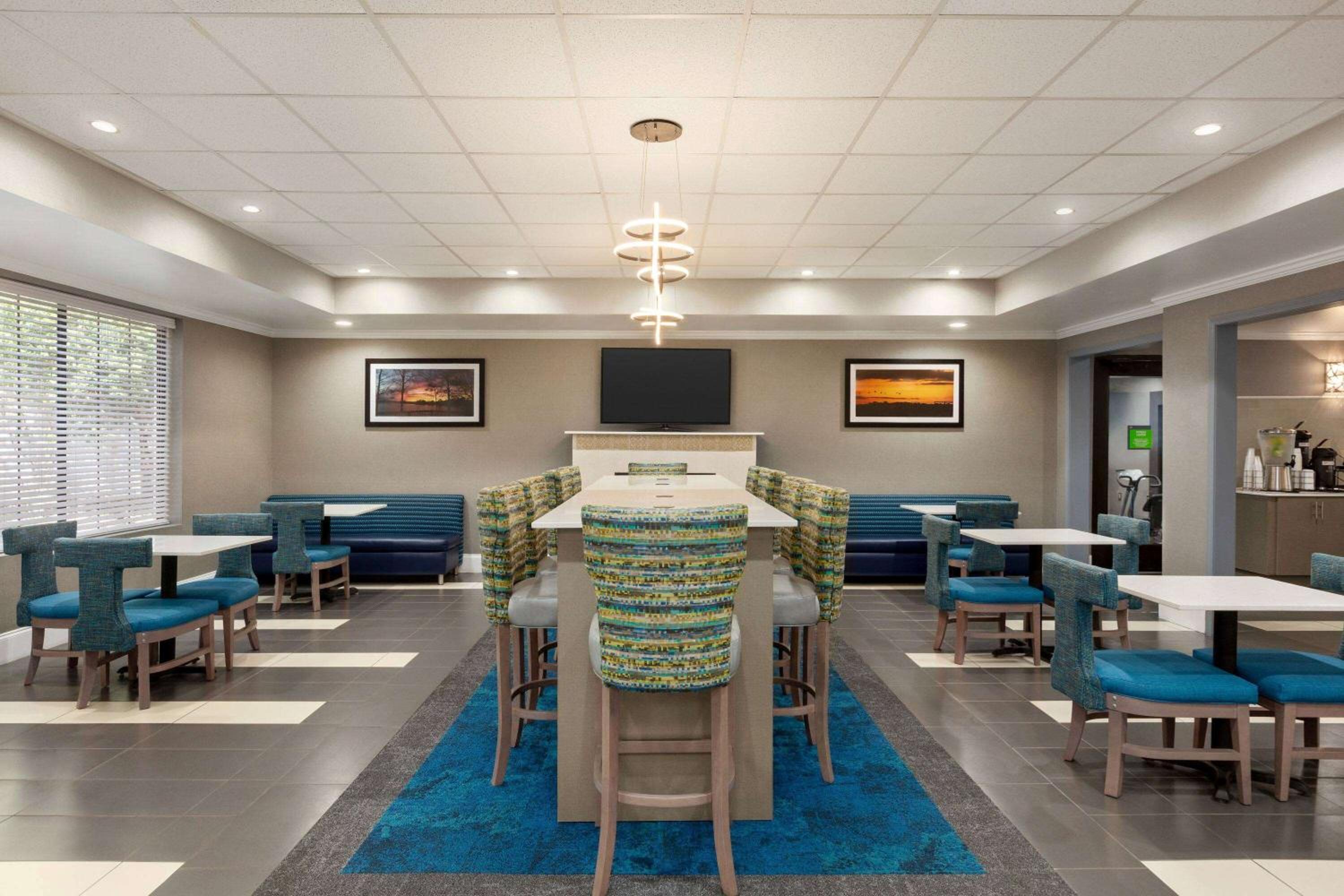 Dublin Vacations - La Quinta by Wyndham Dublin - Property Image 5