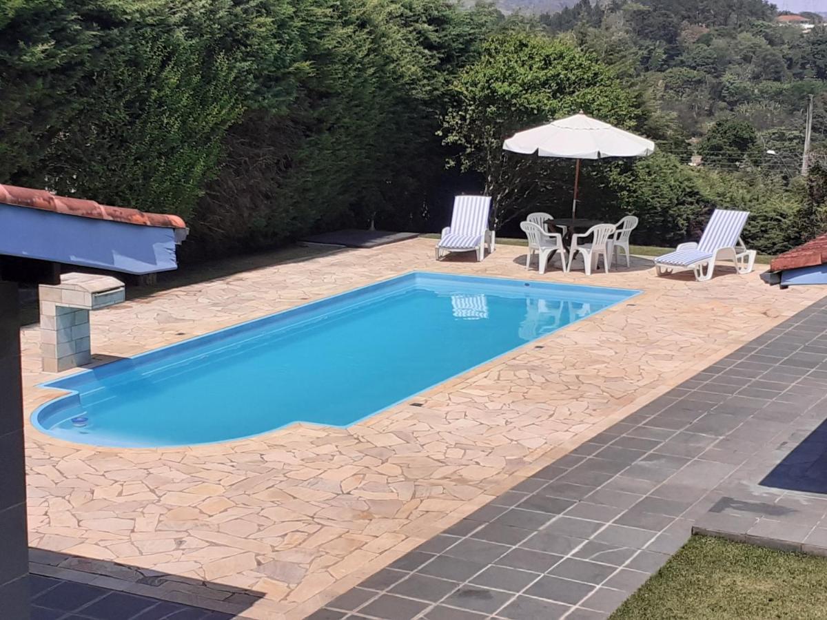 Linda Chácara com Piscina