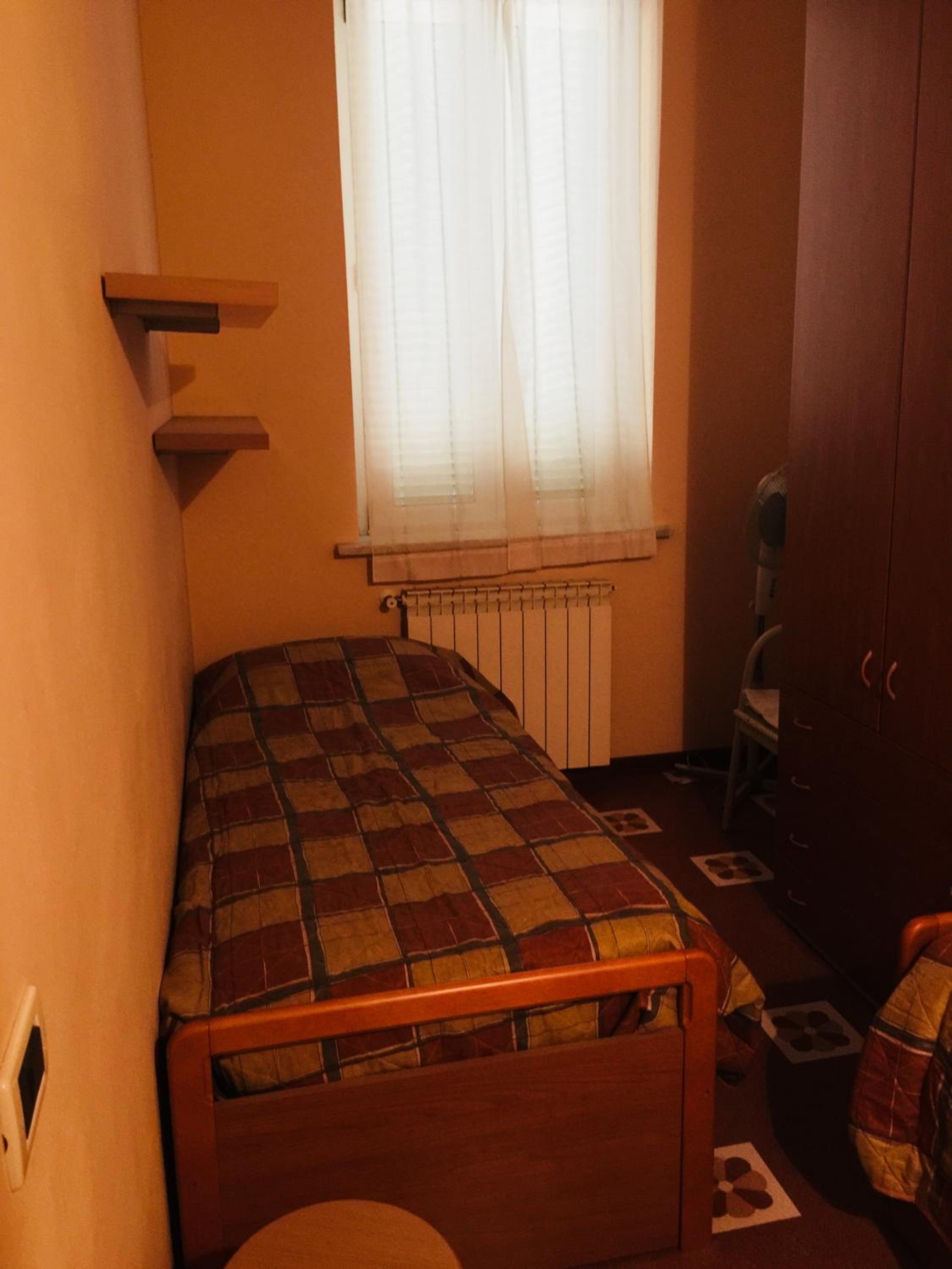 Photo 33