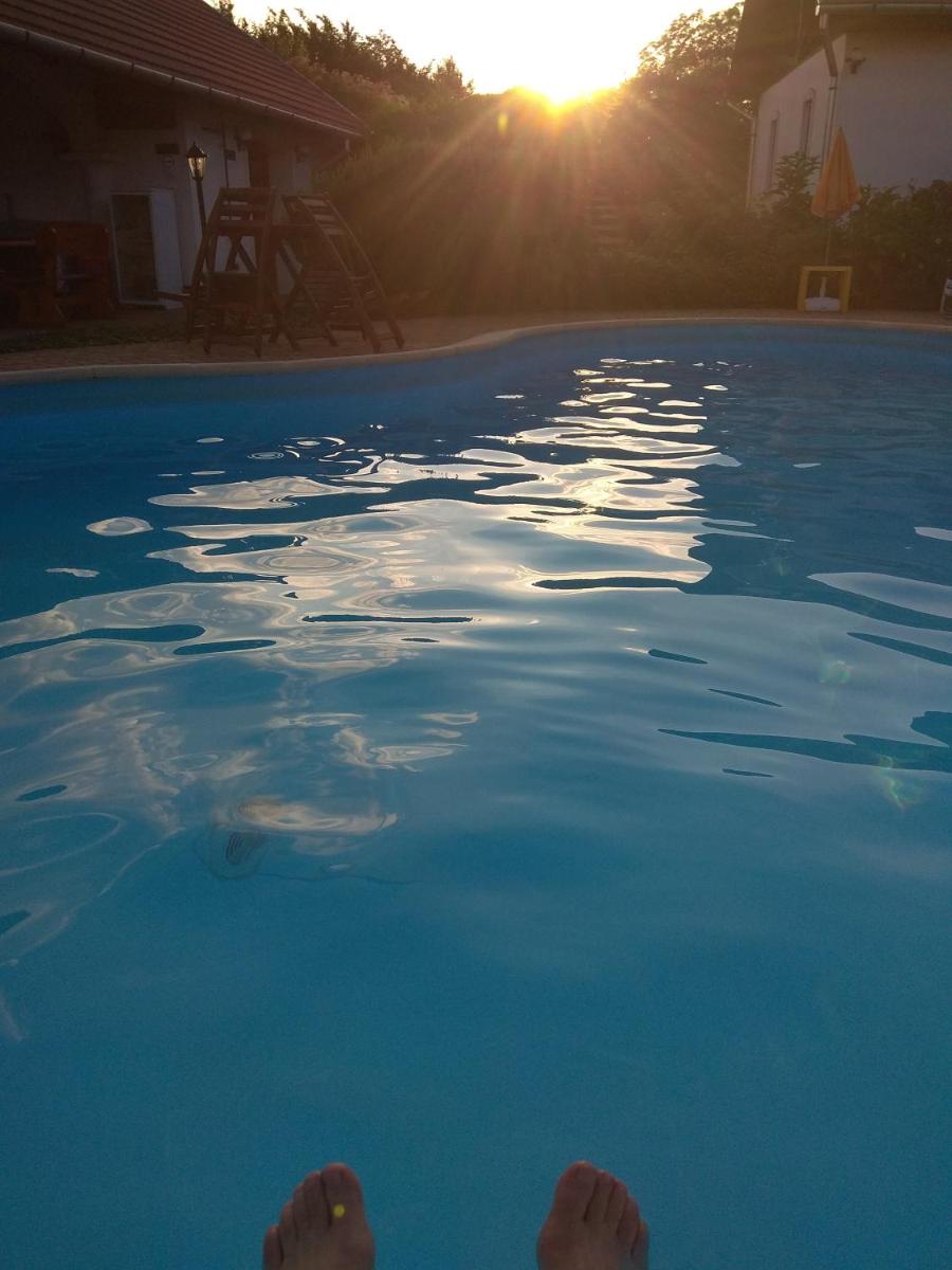Photo 49