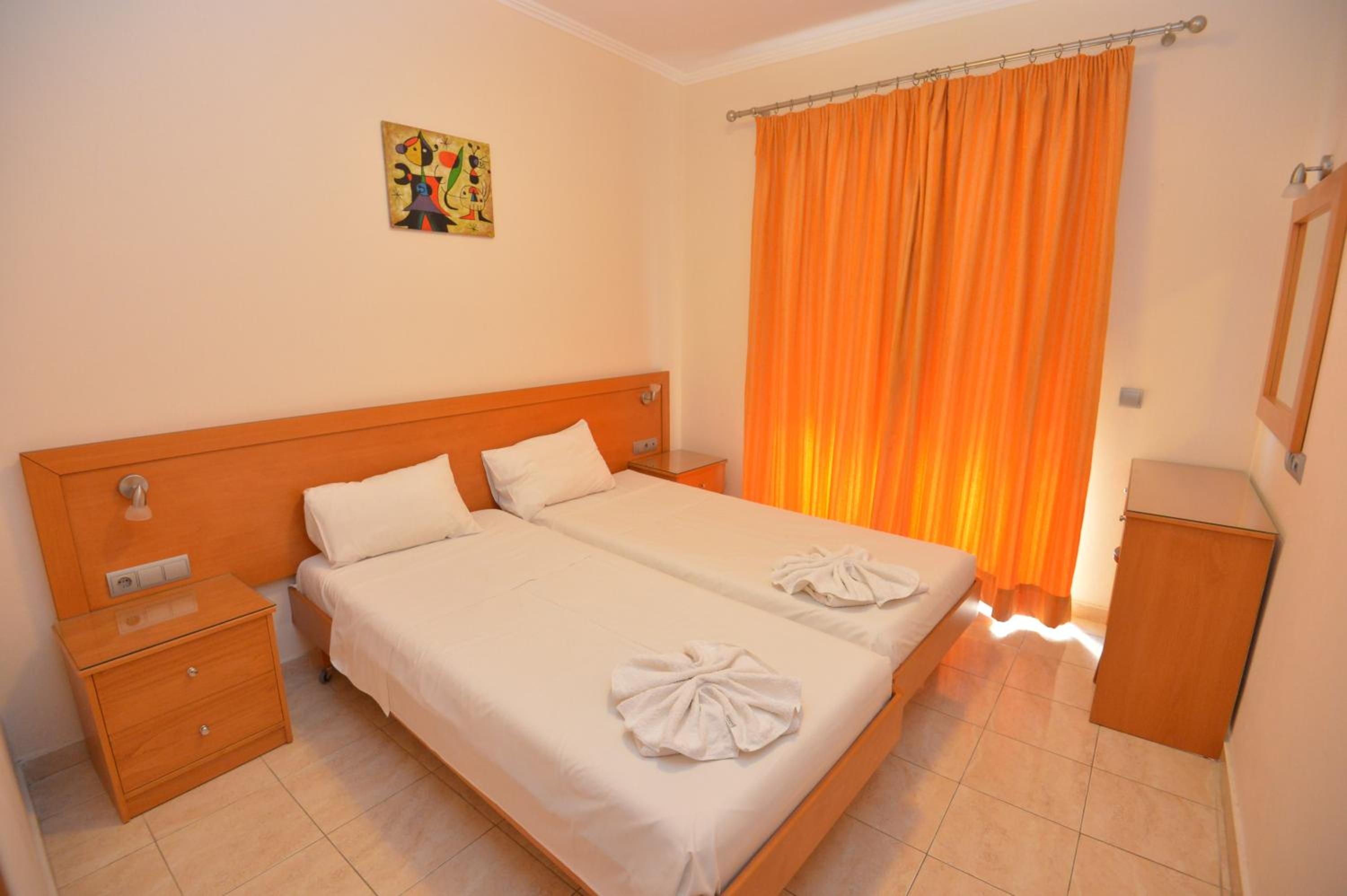 Perla Marina Hotel