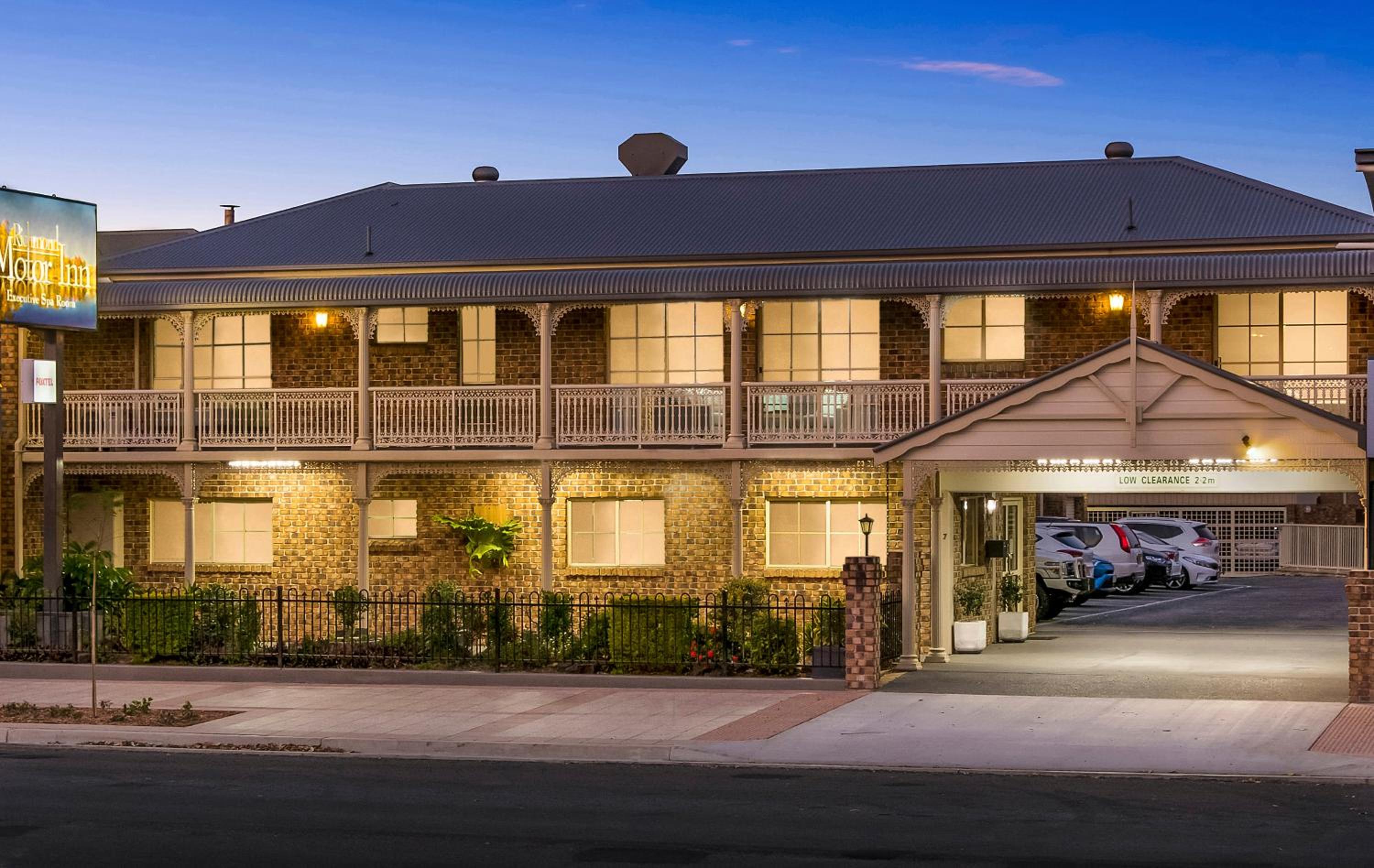 Richmond Motor Inn