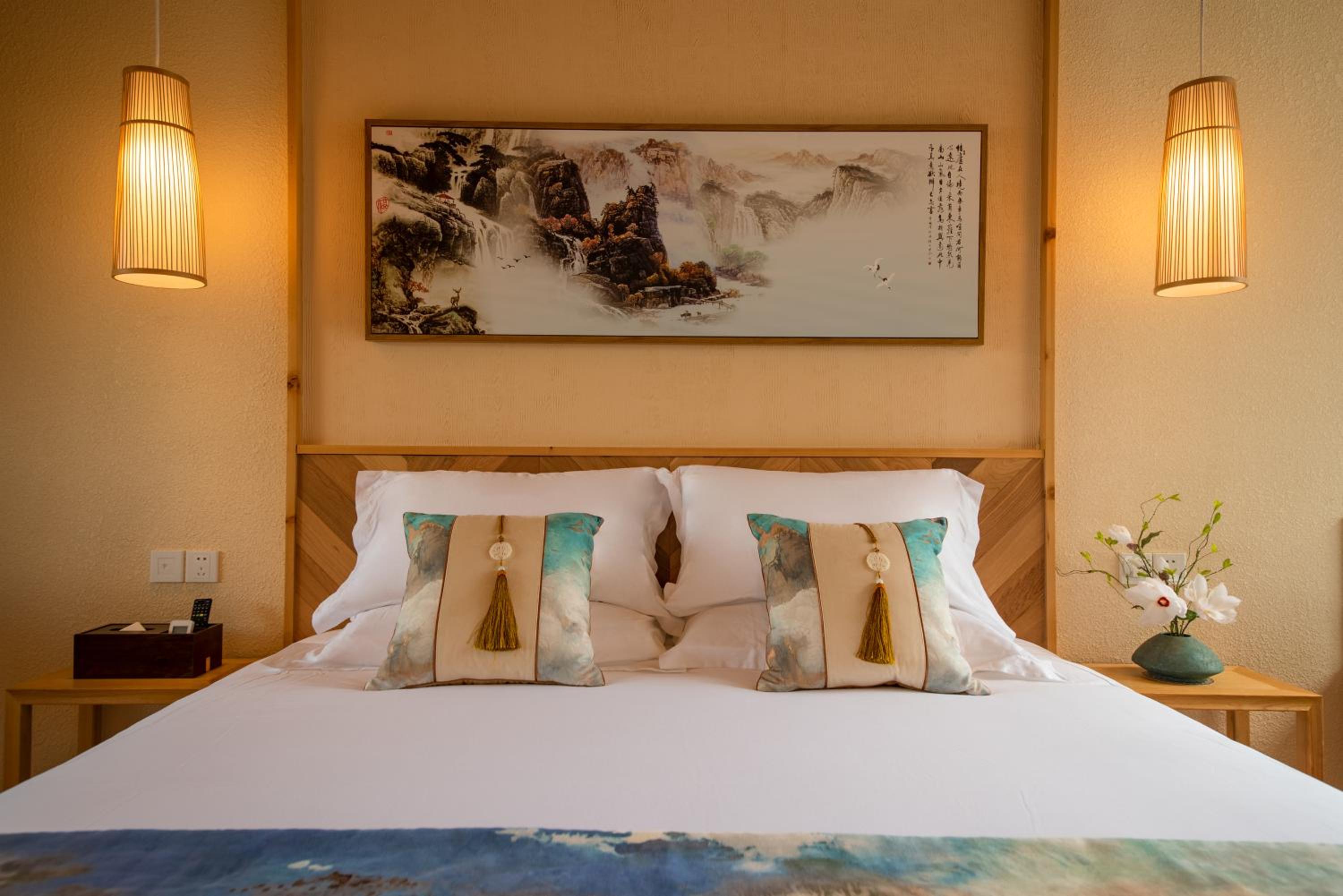 Shan Ju Qiu Ming Floral Hotel in Tengchong 花筑 腾冲山居秋暝精品客栈
