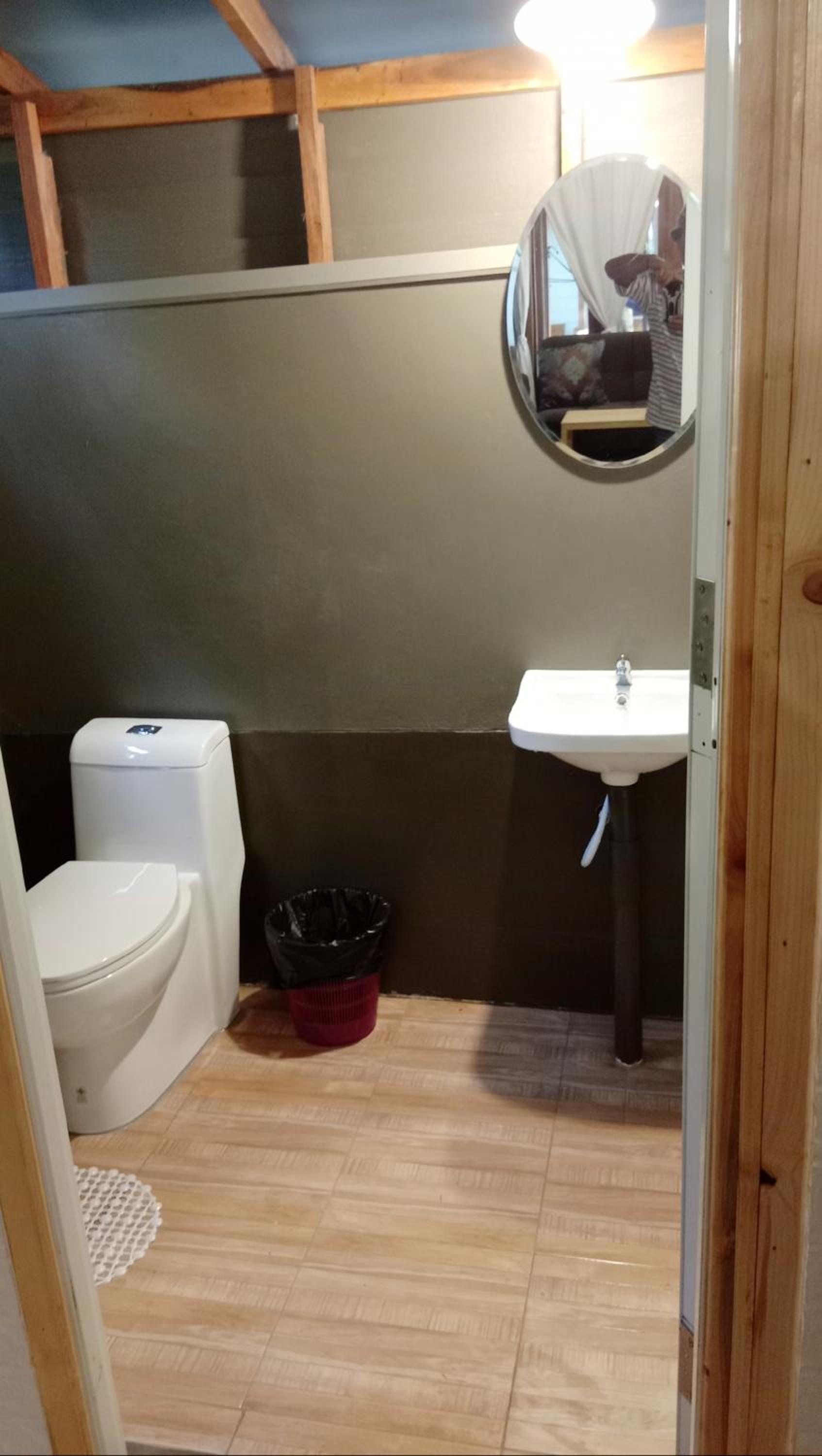 Lazy Hut