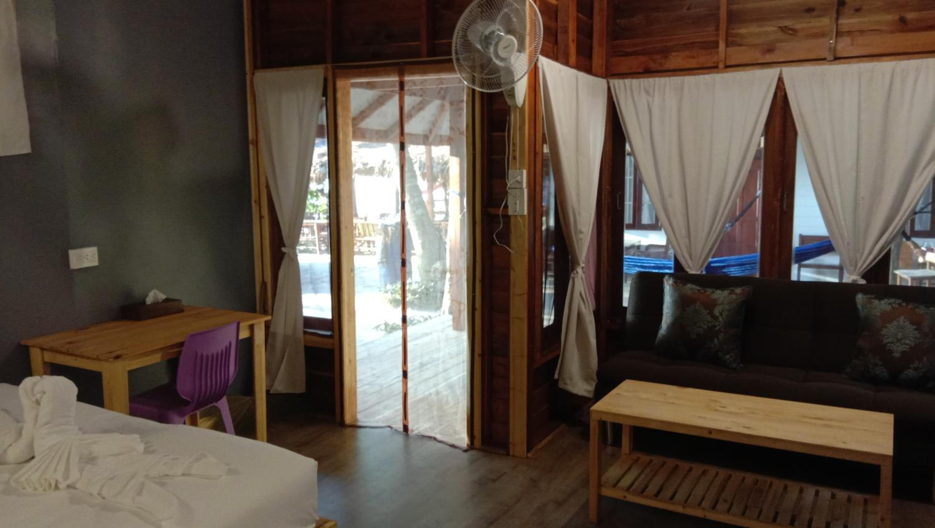Lazy Hut