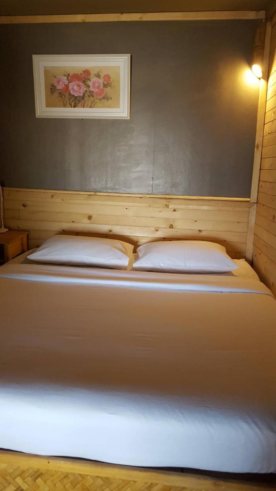 Lazy Hut