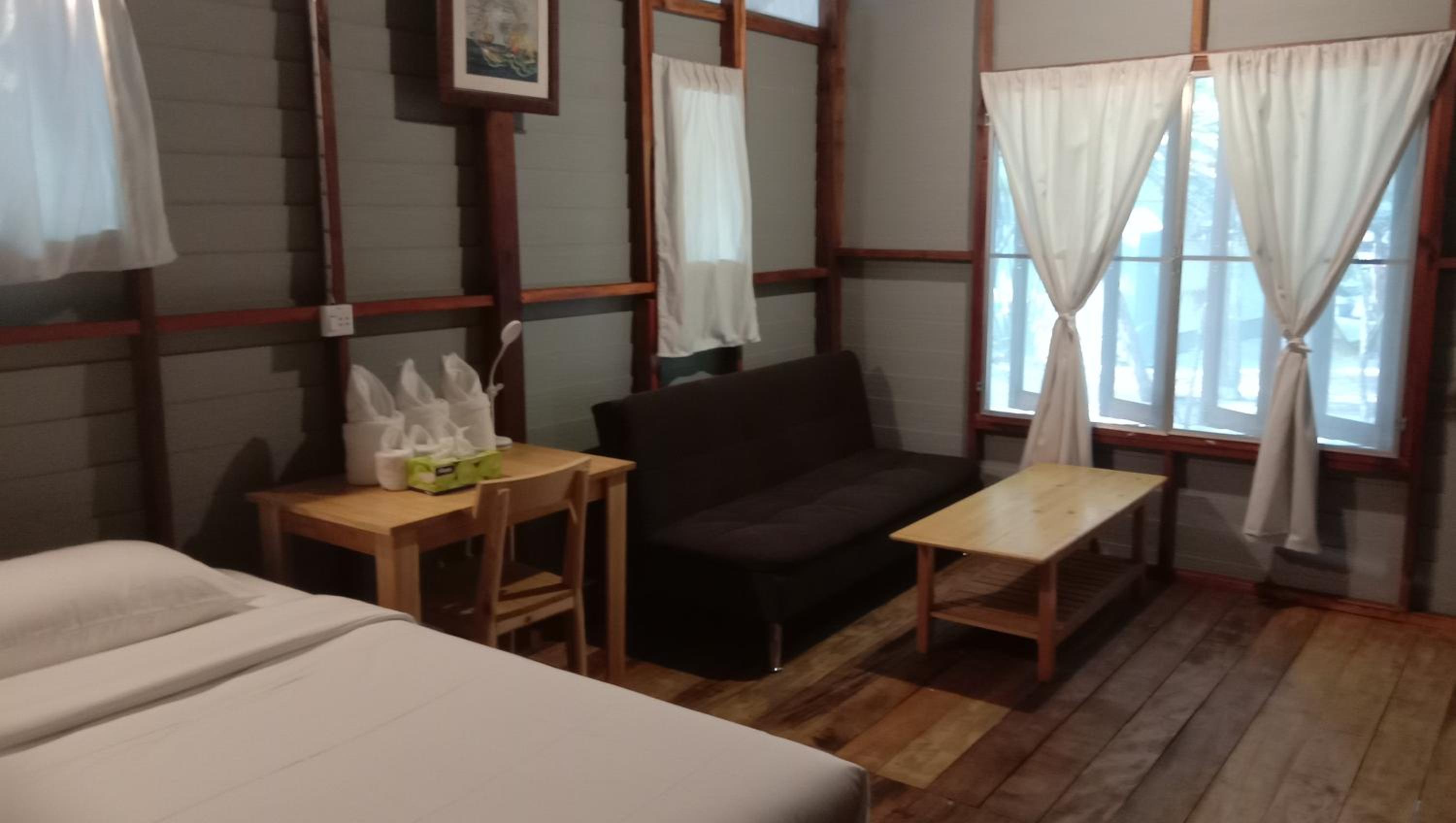 Lazy Hut