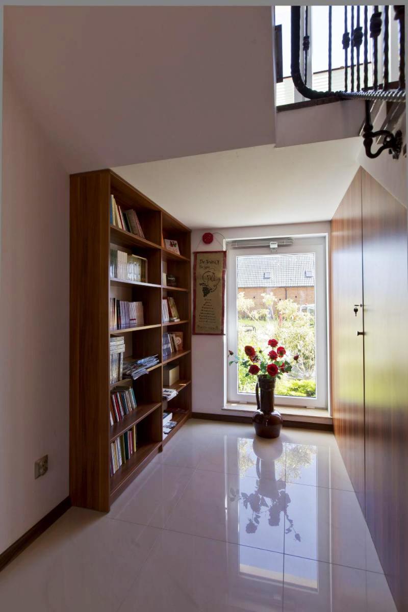 Photo 19