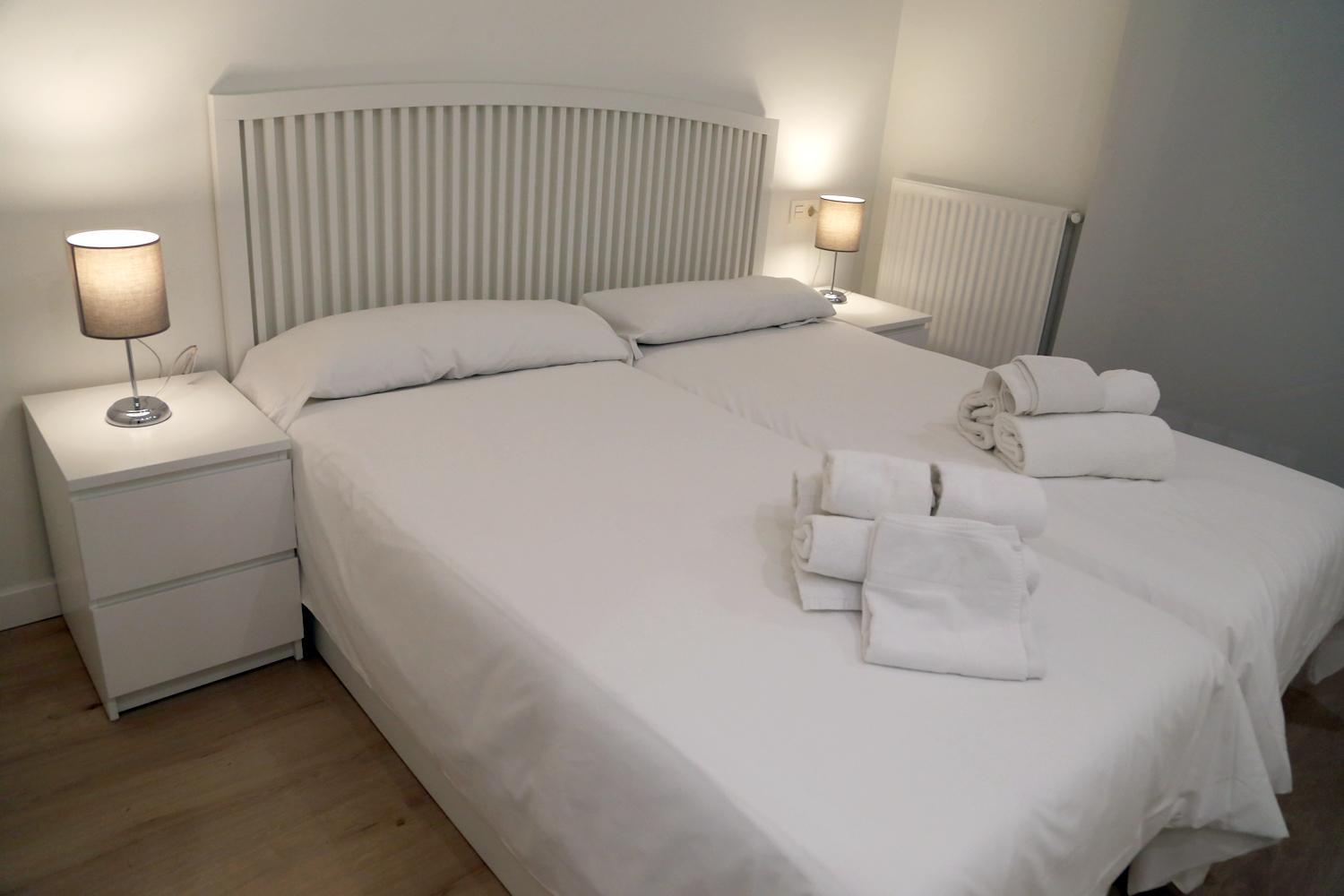 Plaza Monterrey parking opcional by Salamancavacacional