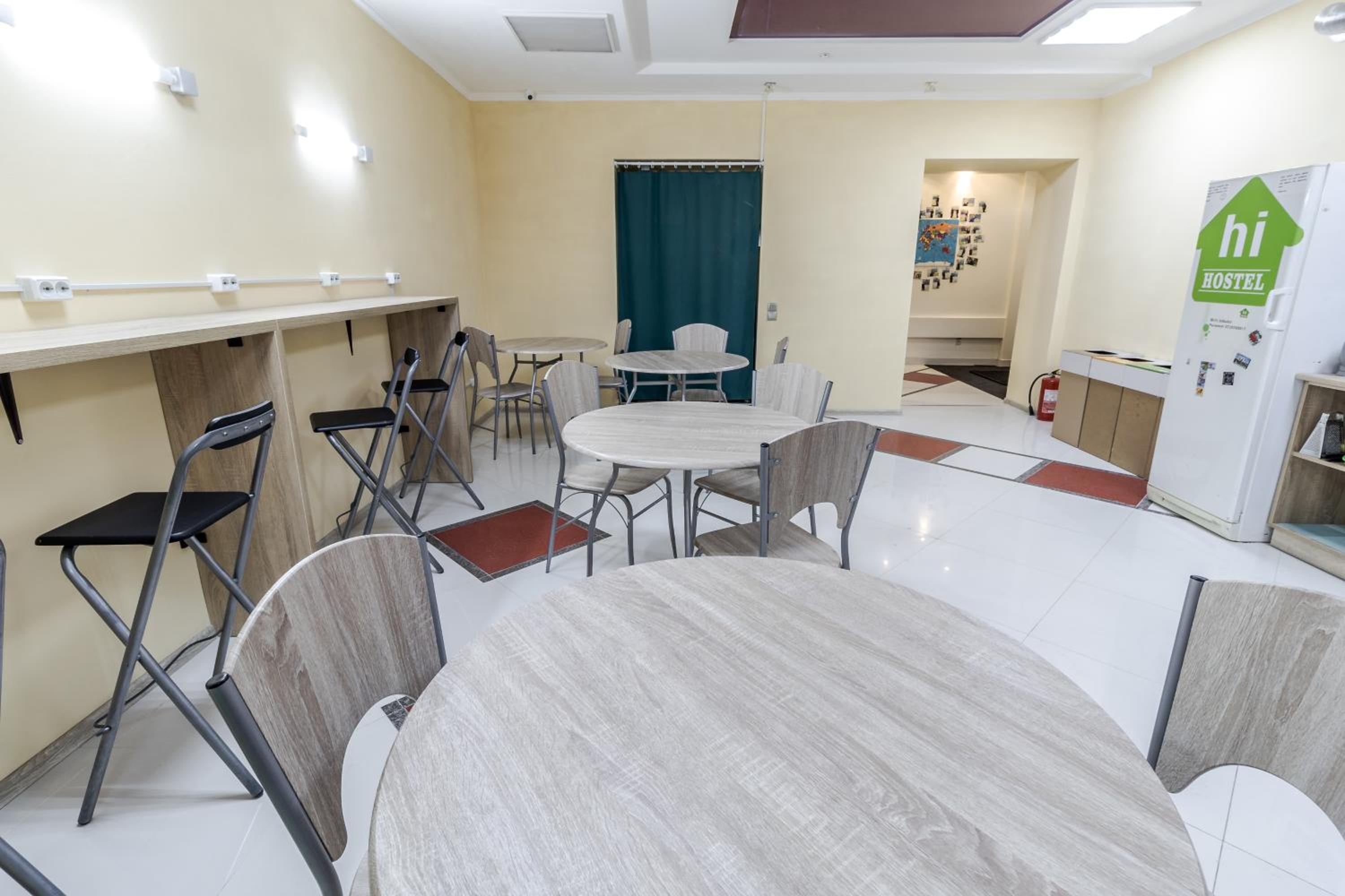 hi Hostel