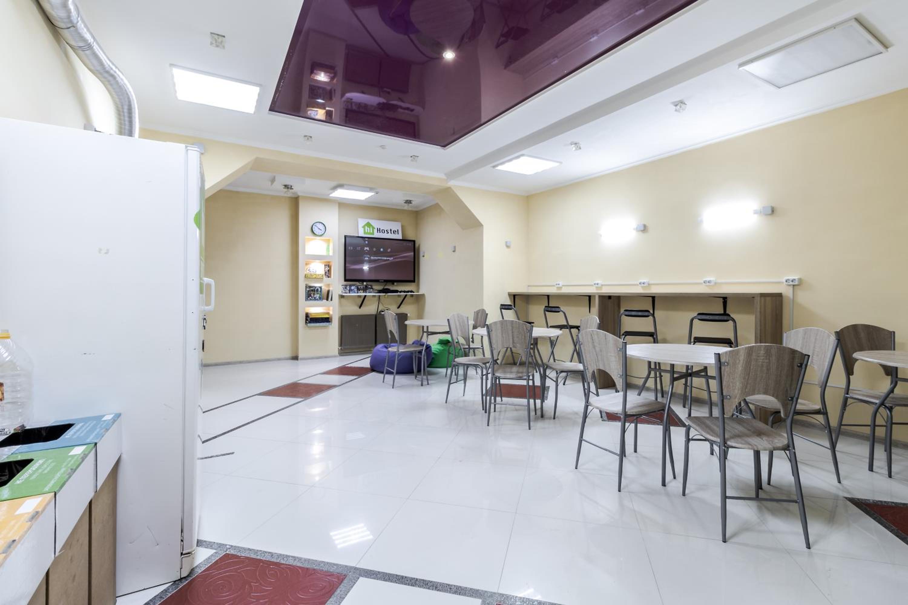 hi Hostel