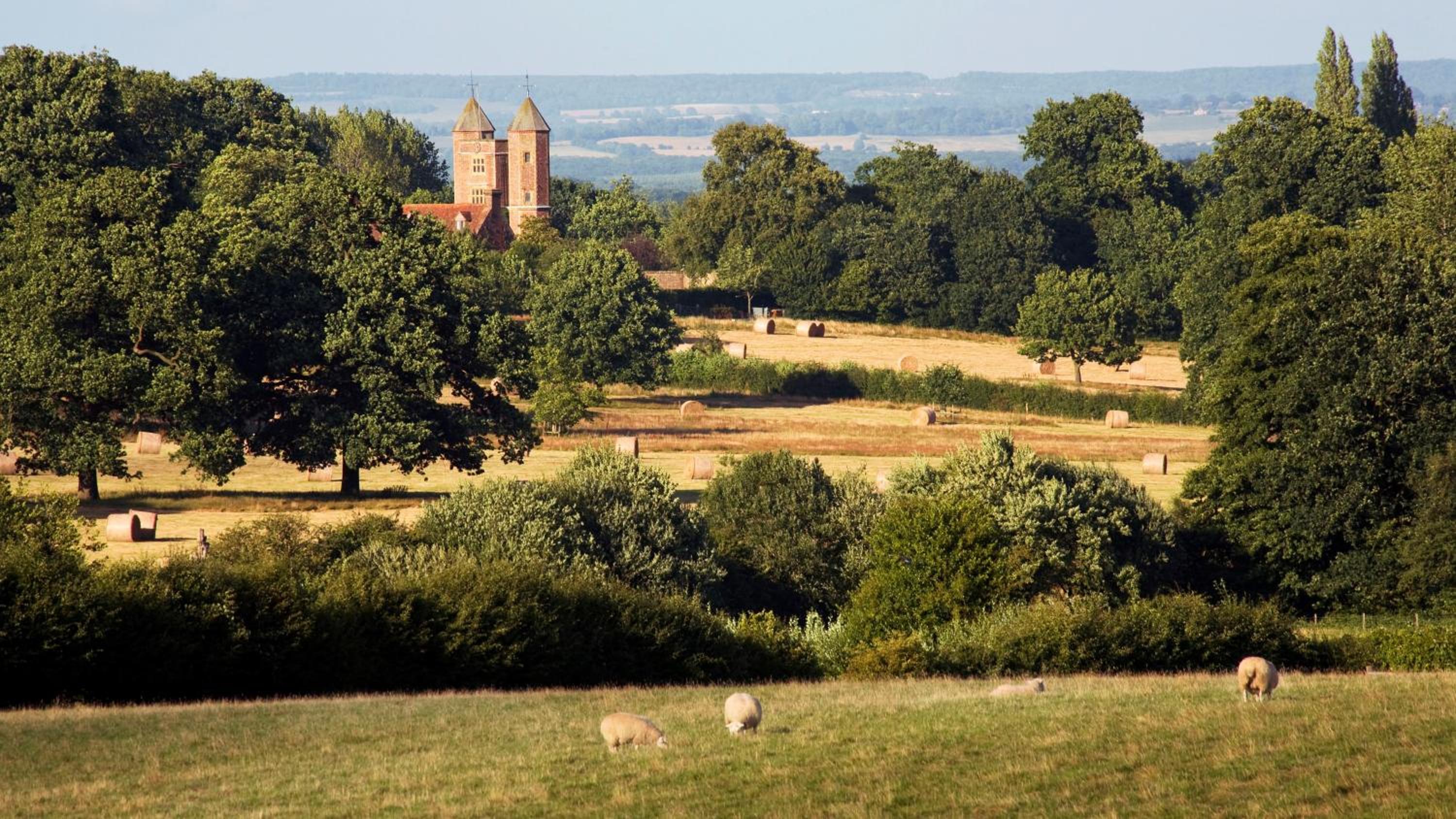Sissinghurst Castle Farmhouse view 4