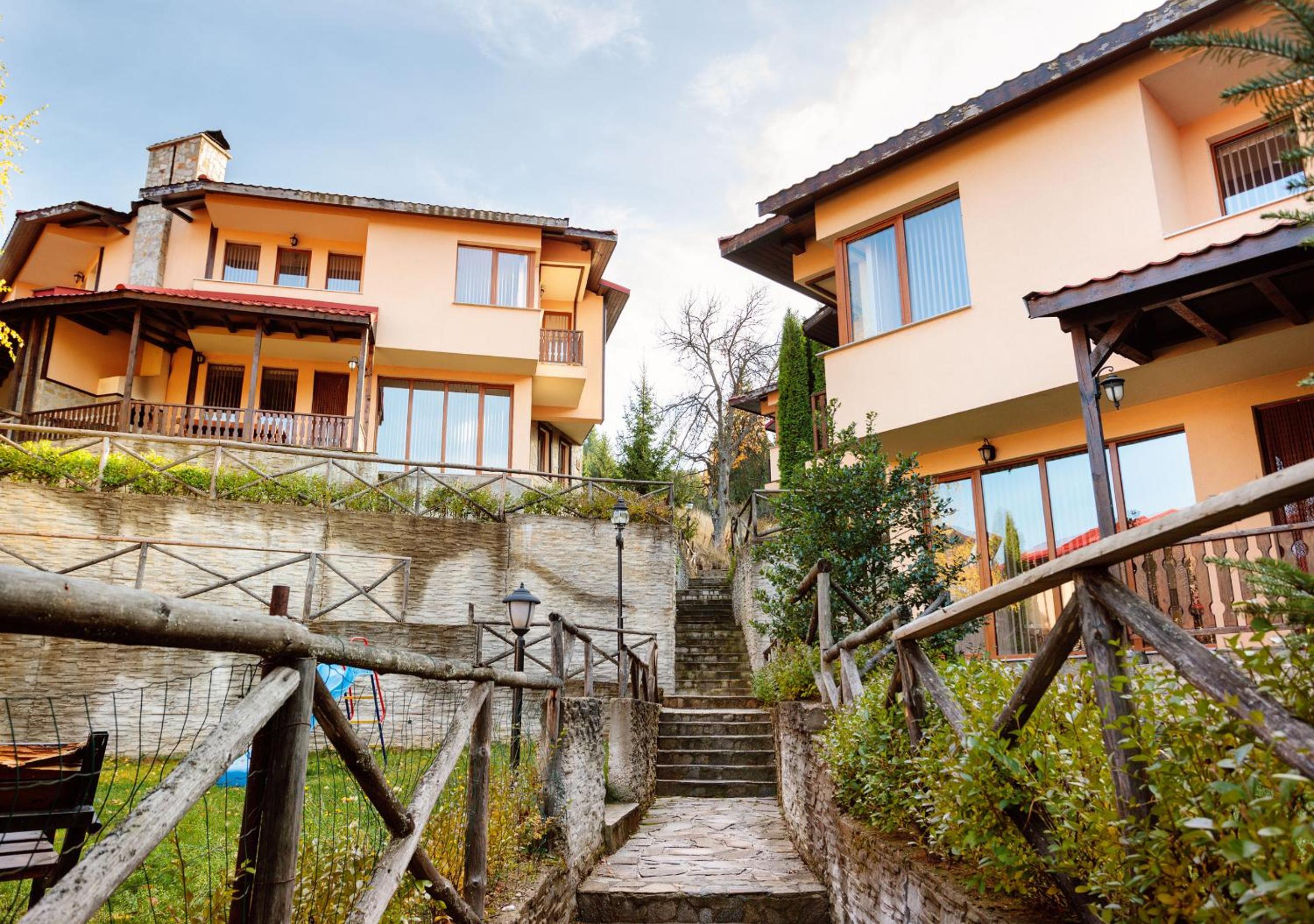 Rodopi Houses