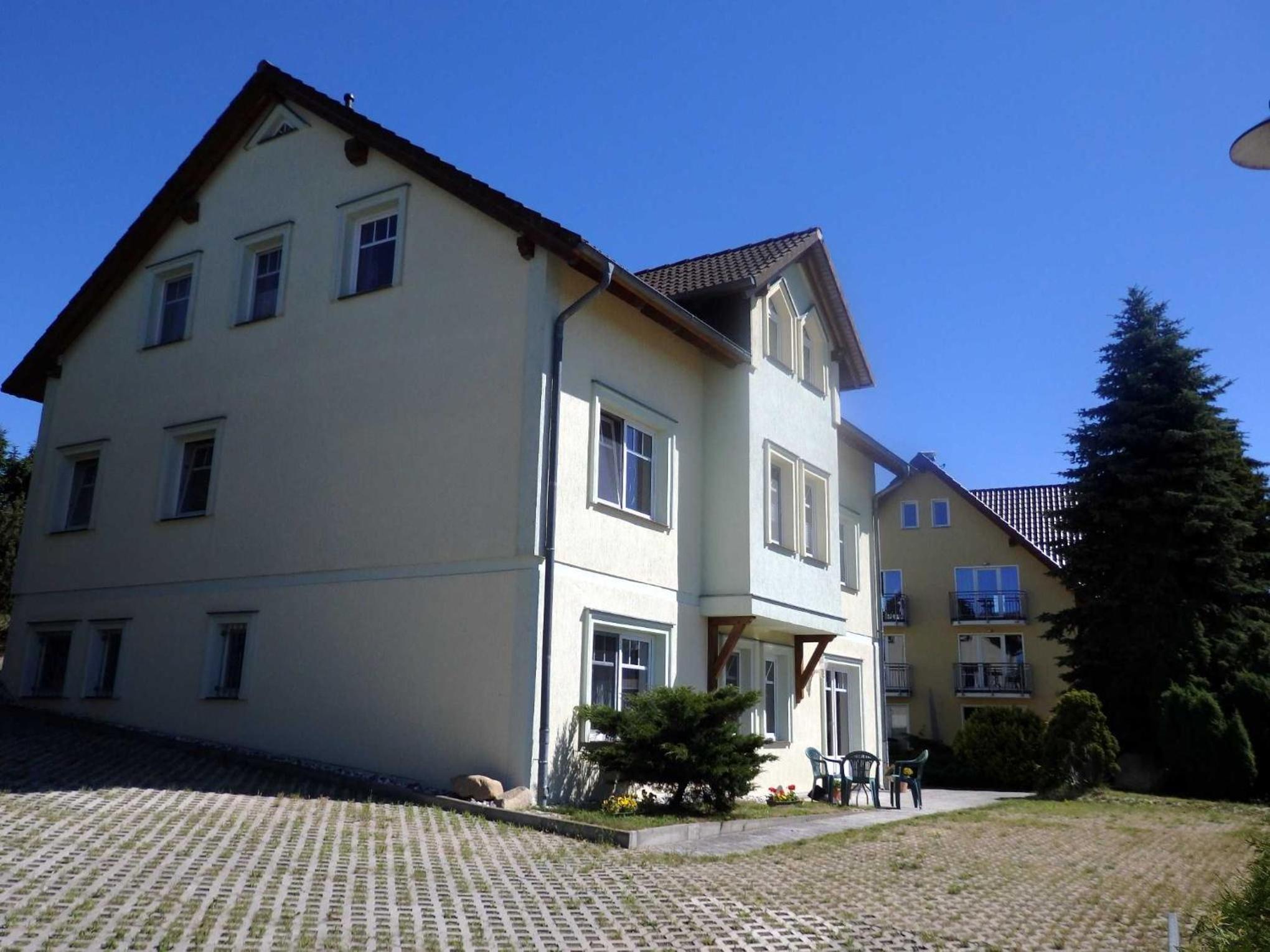 Photo 48